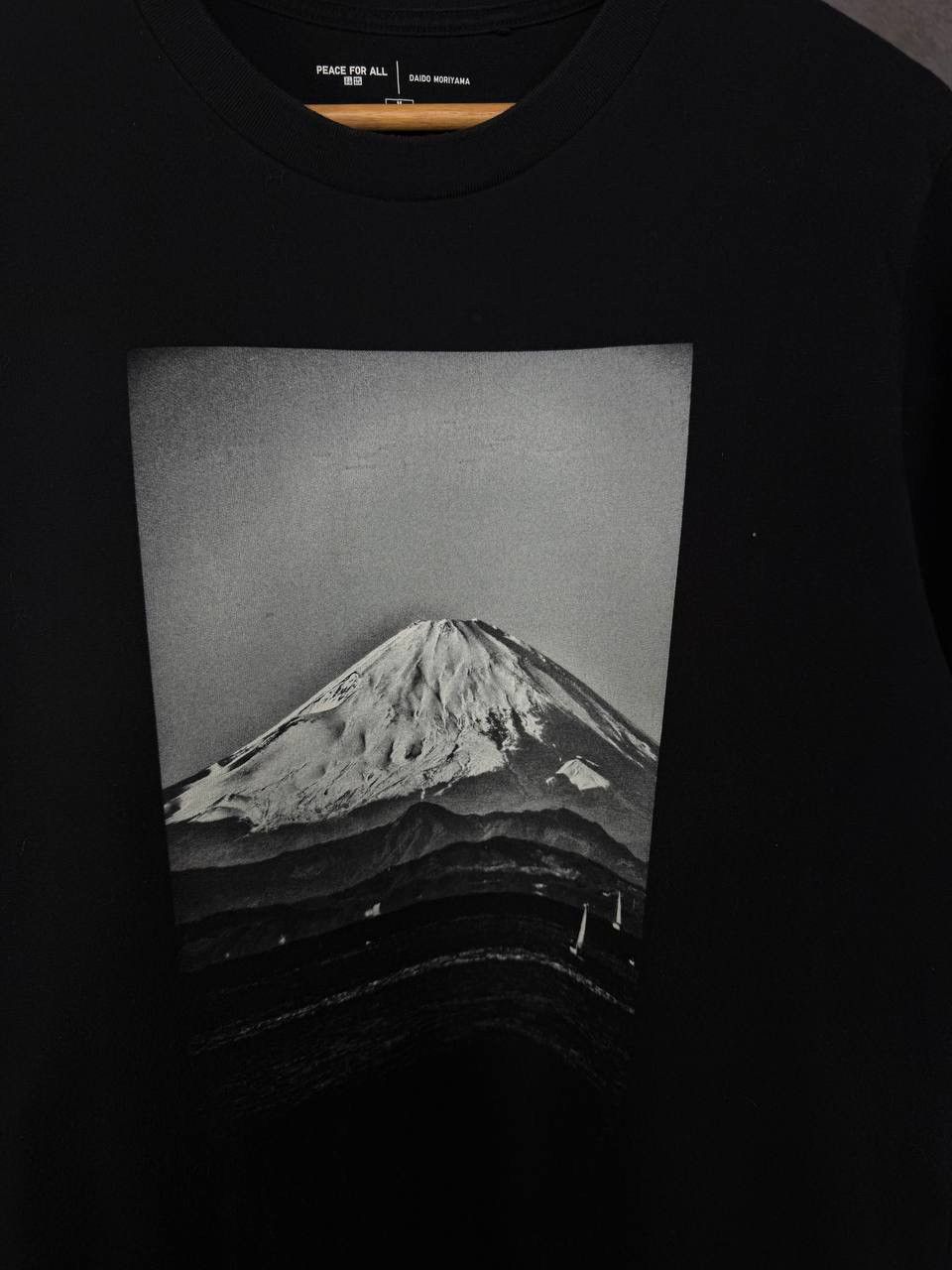 Uniqlo Daido Moriyama x Peace for all x Uniqlo art designer tee Size US S / EU 44-46 / 1 - 3 Thumbnail