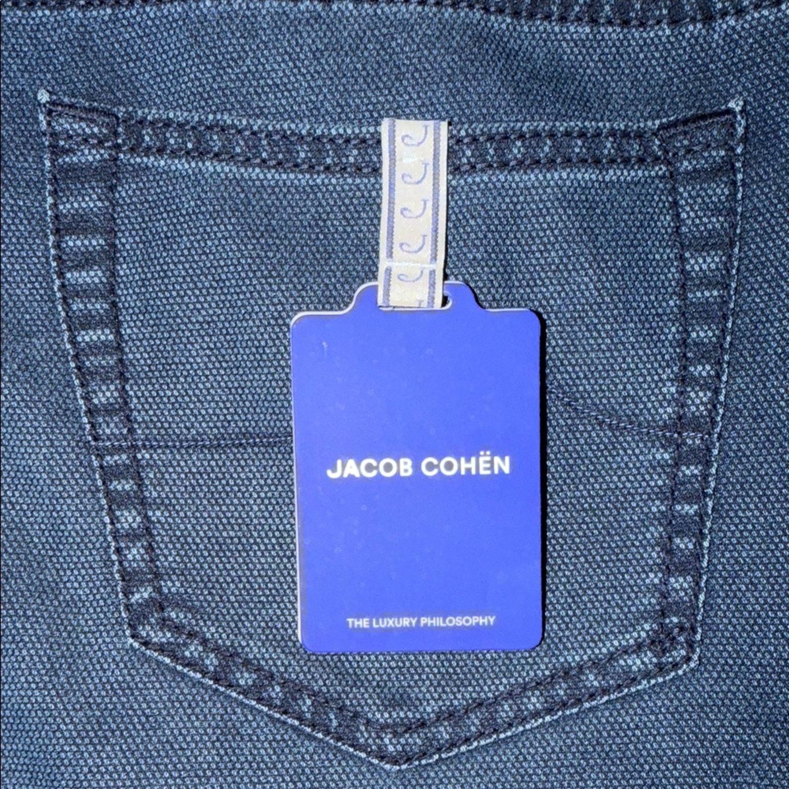 Jacob Cohen Jacob Cohen Men's Deep Indigo Bard Jeans Blue Size 40 Size US 40 / EU 56 - 3 Thumbnail