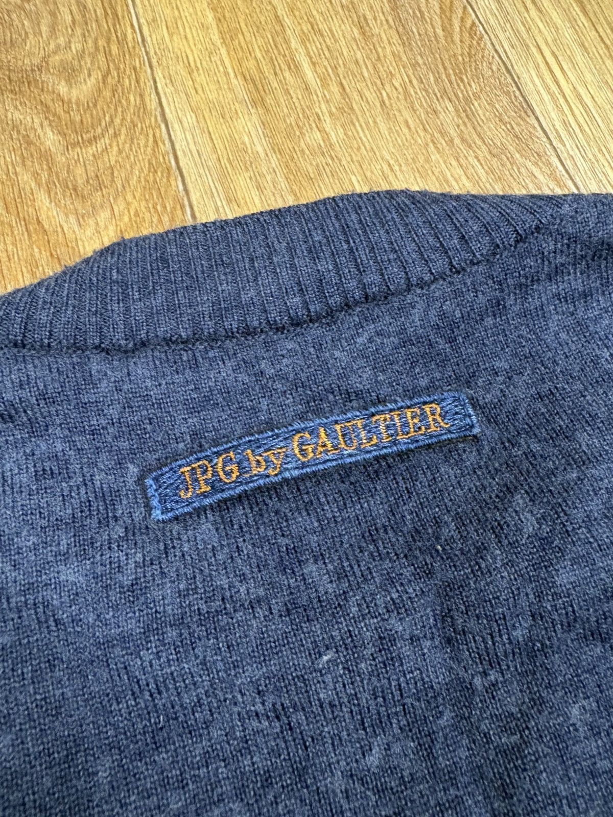 Jean Paul Gaultier × Vintage Jean Paul Gaultier Vintage 3-D knitted Logo JPG Sweater Y2K Size XS / US 0-2 / IT 36-38 - 9 Thumbnail