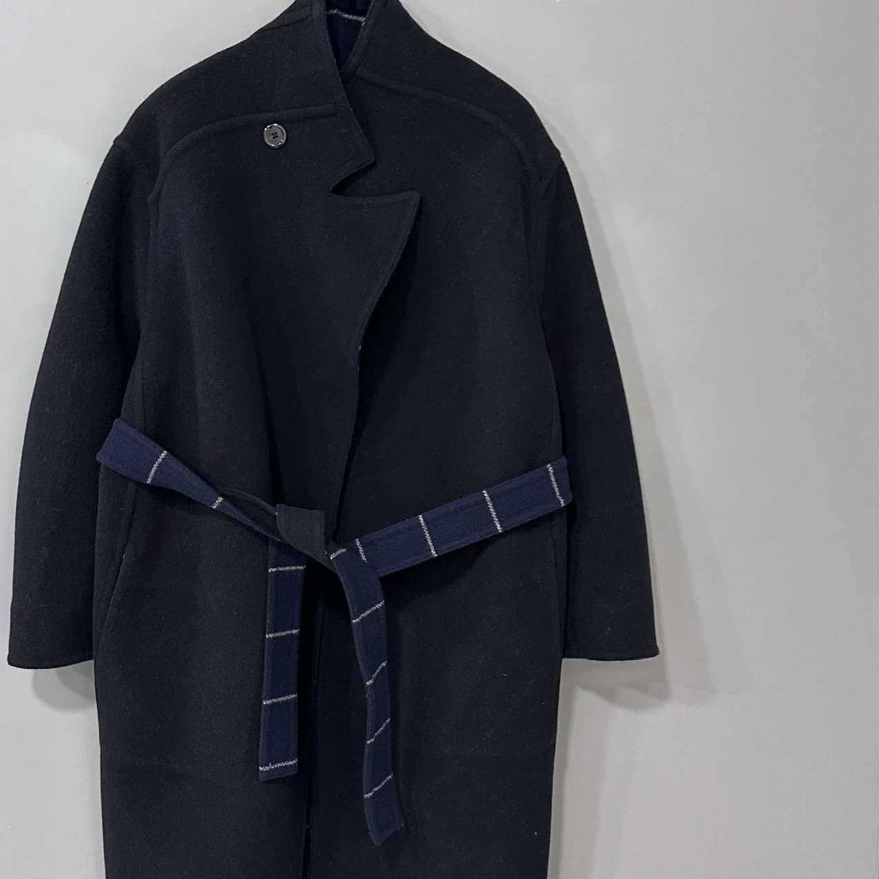 Louis Vuitton Reversible plaid wool coat with belt, LV/Louis Vuitton Size XXS / US 00 / IT 34 - 5 Thumbnail