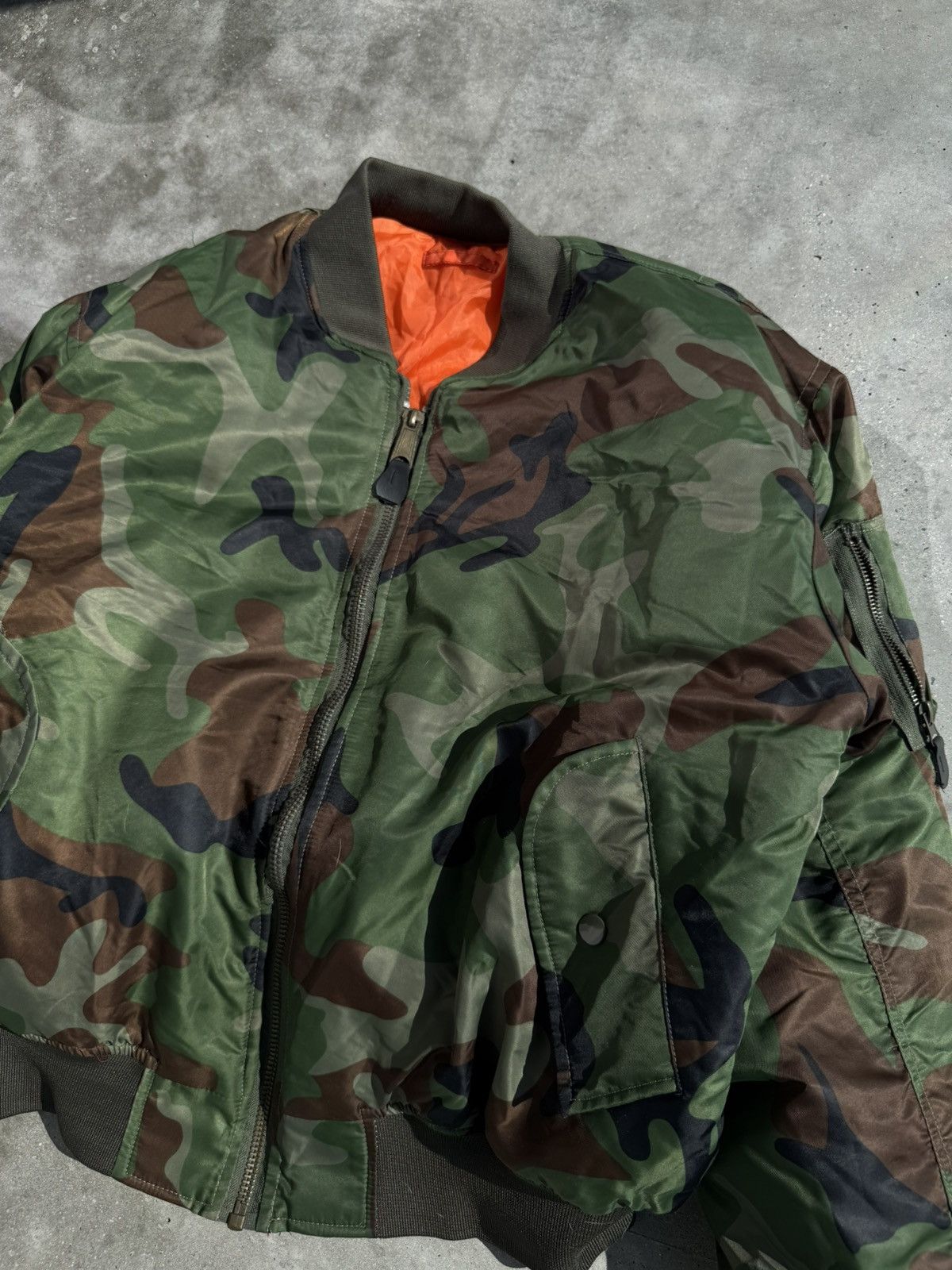 Parajumpers × Vintage Vintage 1997 Camo Bomber Jacket in size Large Size US L / EU 52-54 / 3 - 4 Thumbnail