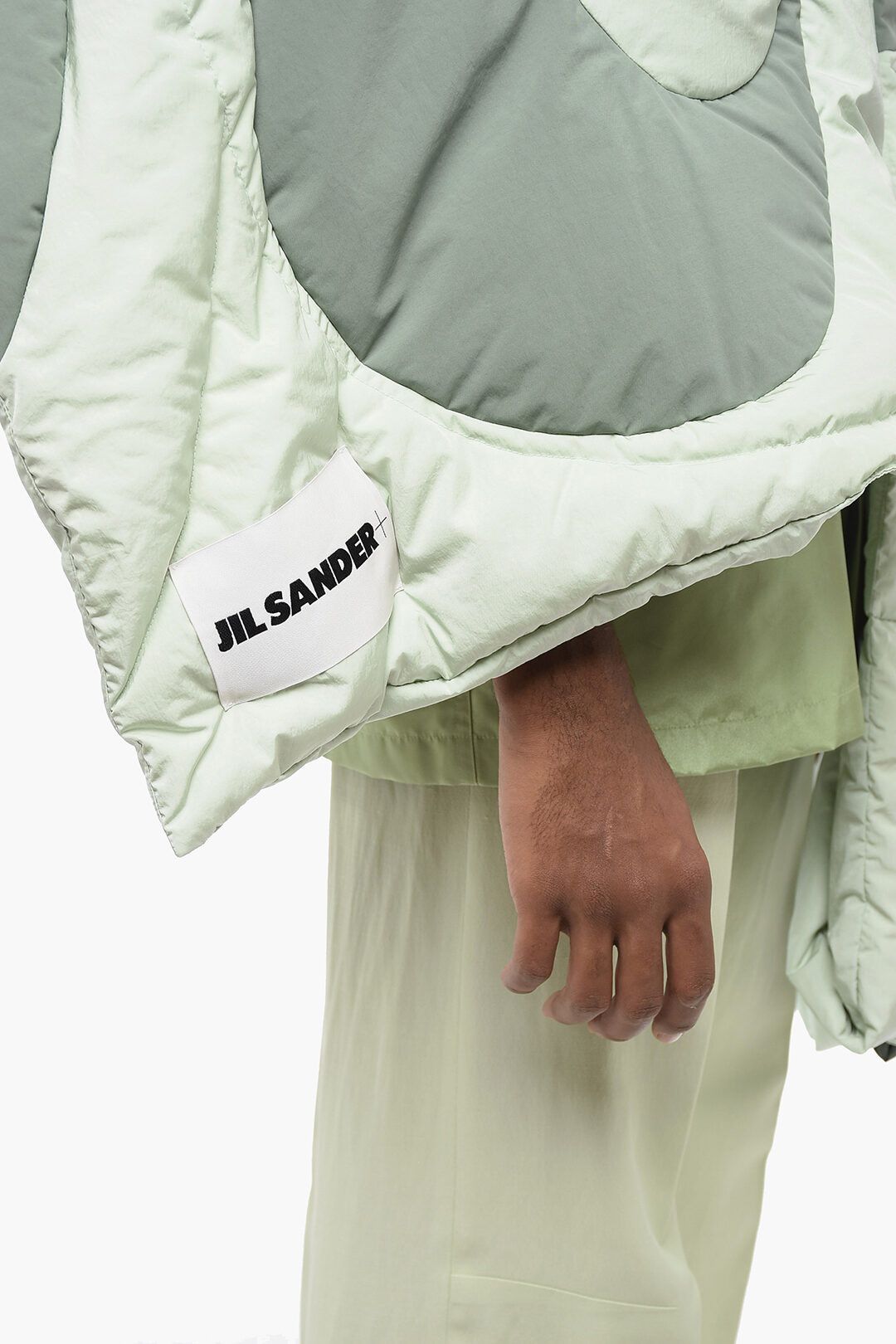 Jil Sander og1mm0625 Size: OS / Sage Quilted Stole in Green Size ONE SIZE - 3 Thumbnail