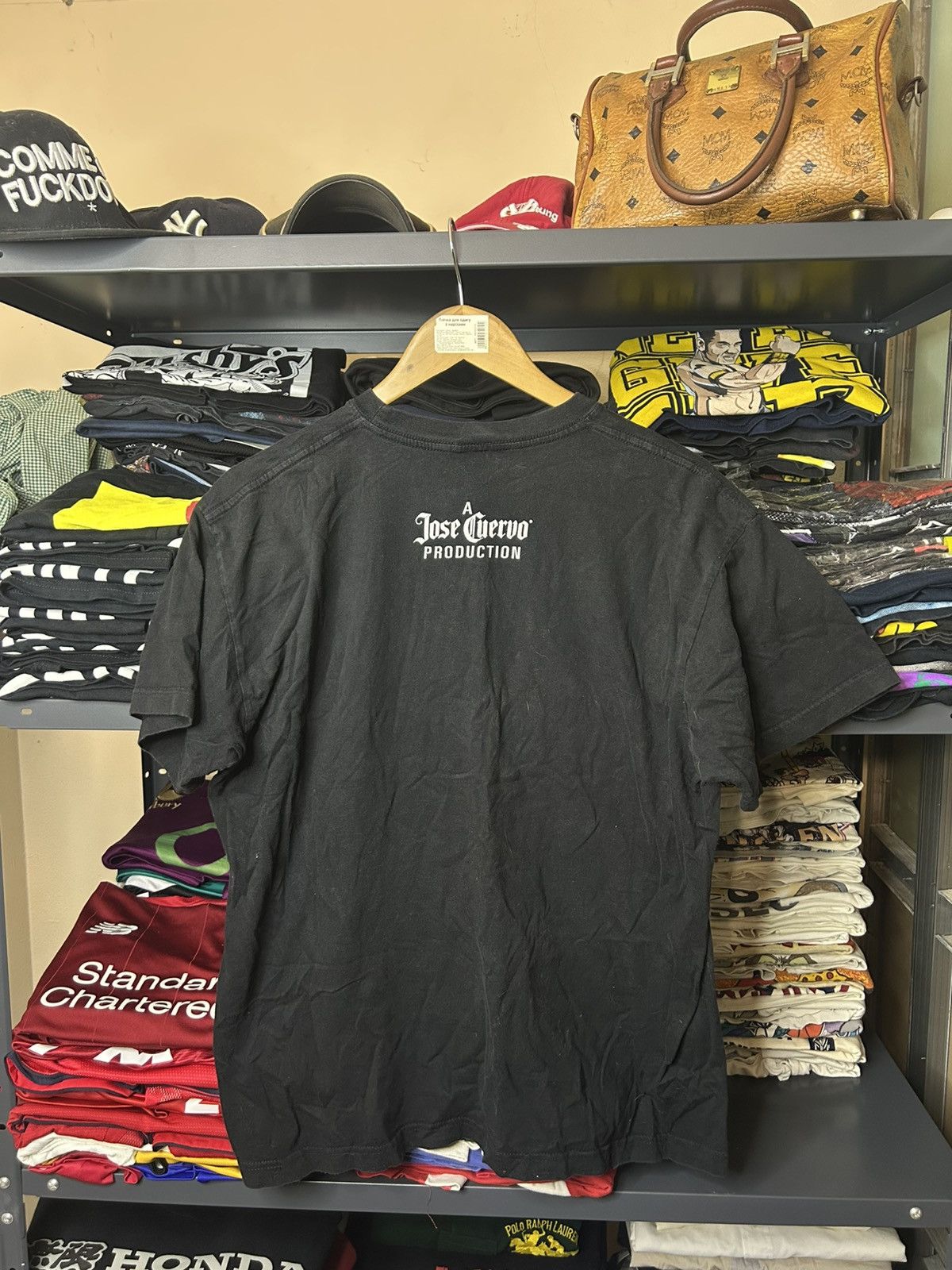 Vintage Vintage Jose Cuervo Tequila Face Promo T-Shirt Stedman Size US L / EU 52-54 / 3 - 3 Thumbnail