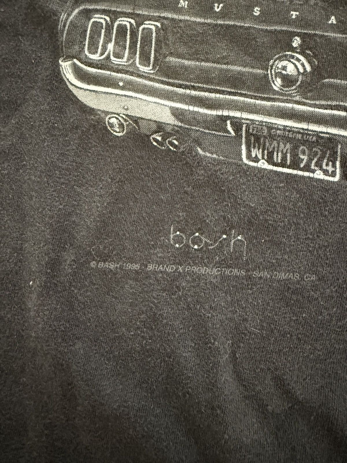 Vintage Vintage 1995 American Muscle Ford Mustang T-shirt Size US XL / EU 56 / 4 - 3 Thumbnail