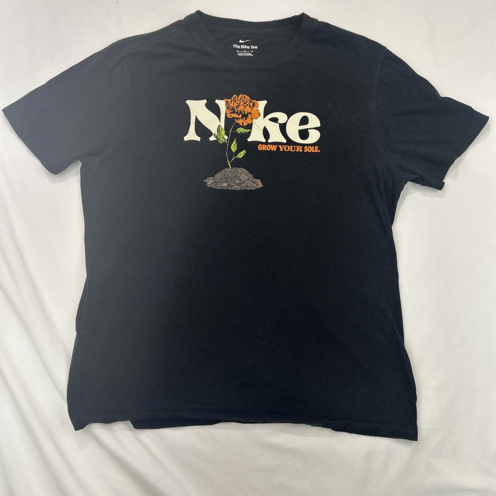 Nike Nike Tee Grow Your Sole T-Shirt Top Men's Size M Black Size US M / EU 48-50 / 2 - 1 Thumbnail