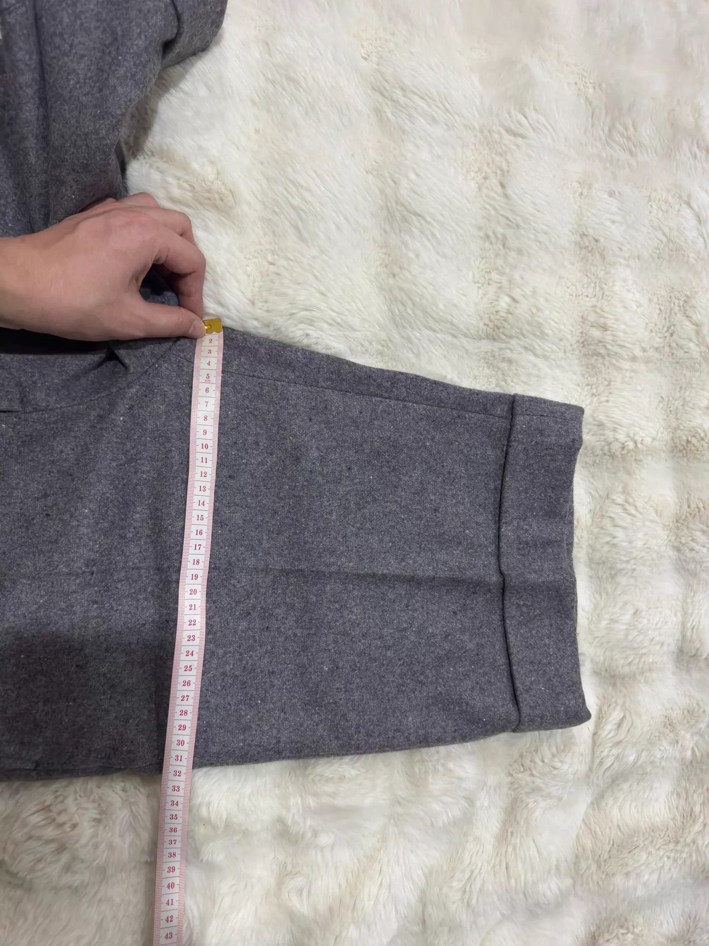 Gucci Gucci Wool-Cashmere Blend Dark Gray Shorts 44 Size US 28 / EU 44 - 8 Thumbnail
