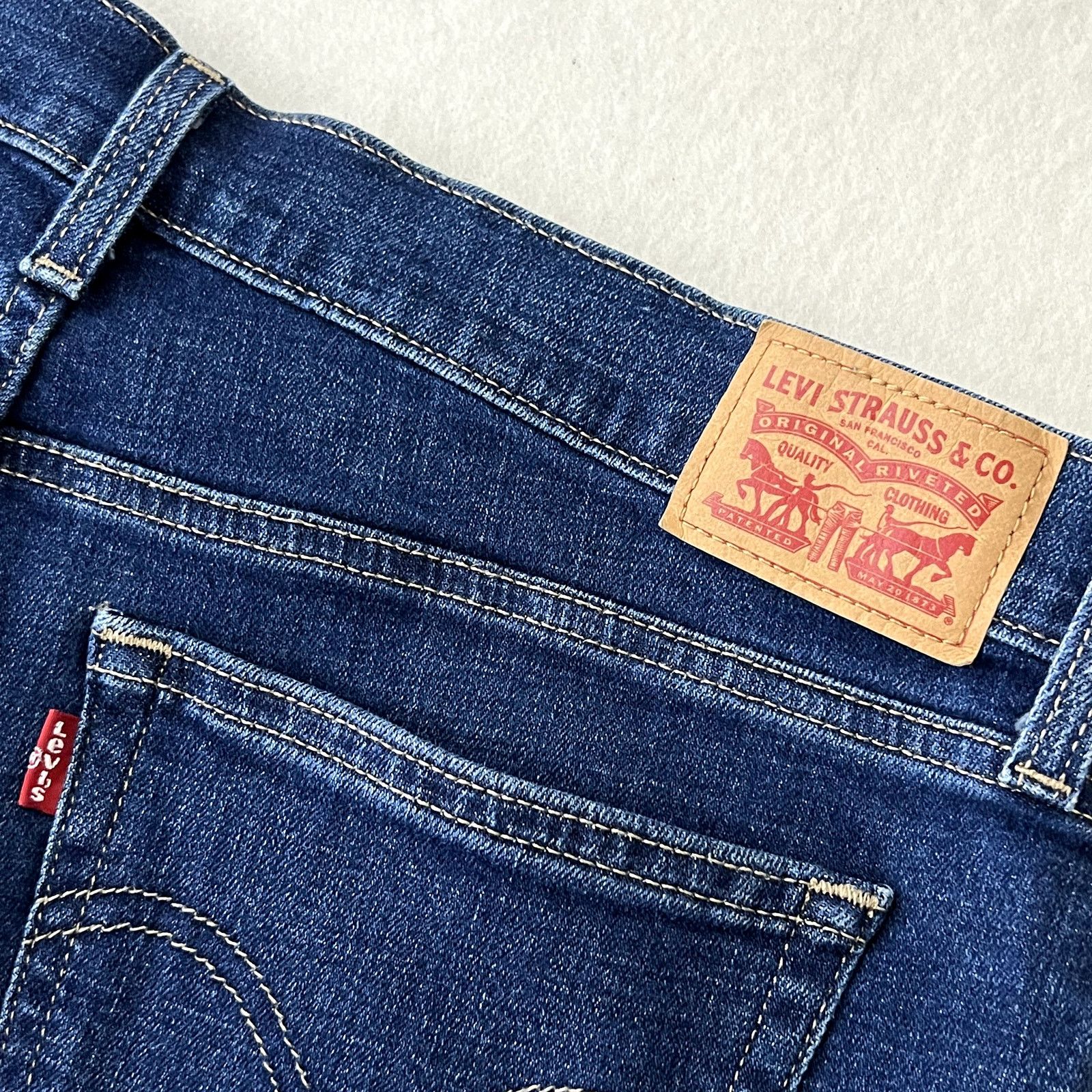 Levi's Levi's Blue Denim Midrise Jean Shorts Size 29" - 5 Thumbnail
