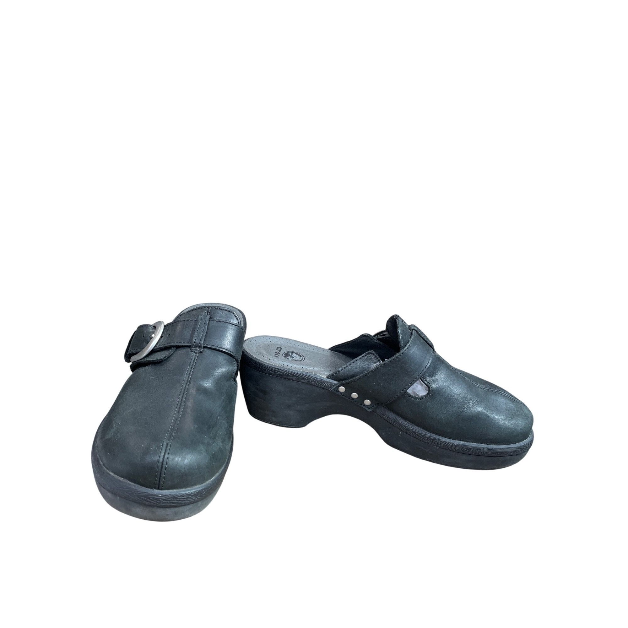 Crocs Crocs womans black leather slip on clogs mules Sz 9 SKU 9725 Size US 9 / IT 39 - 1 Thumbnail