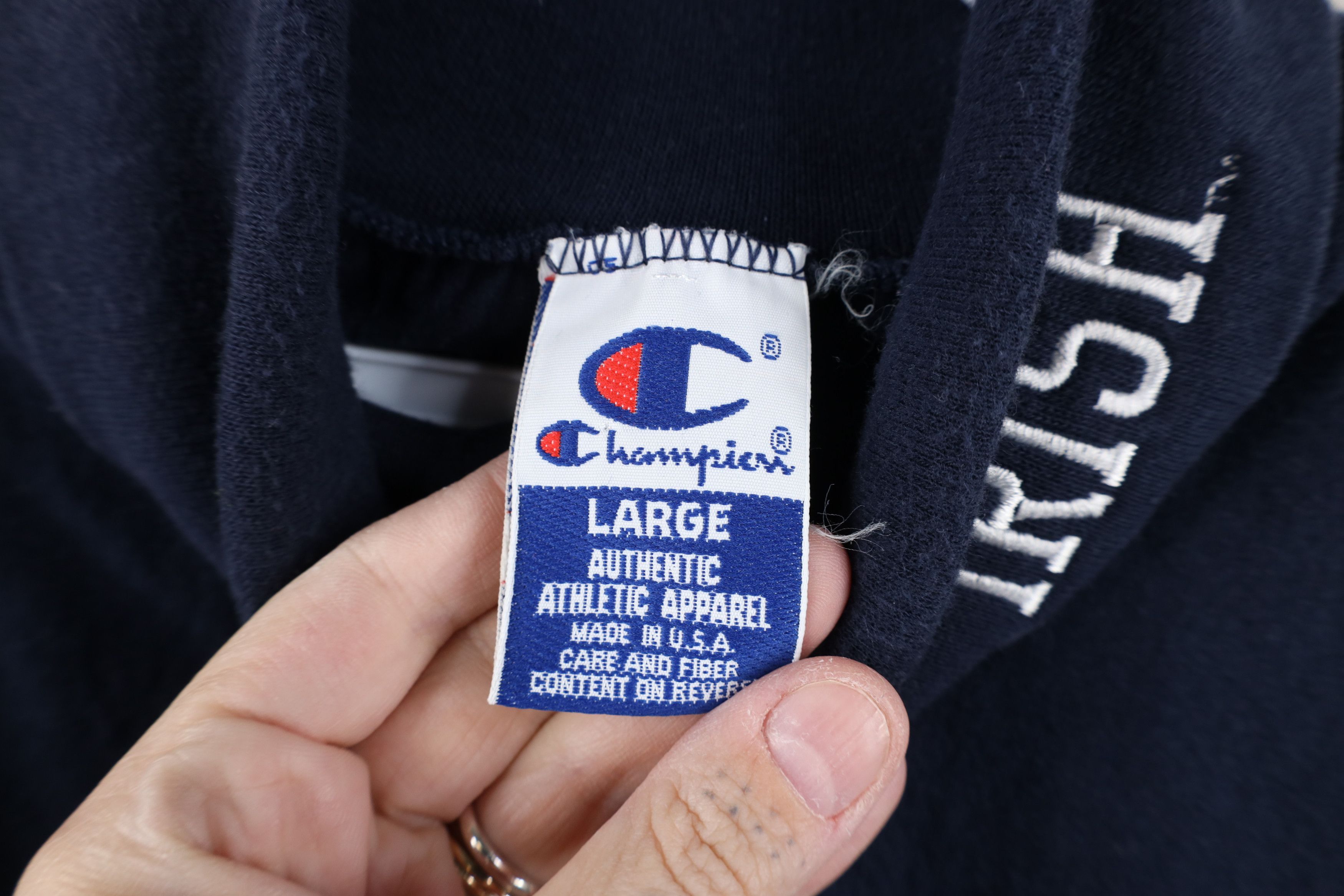 Champion Vintage 90s Champion University Irish Turtleneck T-Shirt USA Size US L / EU 52-54 / 3 - 6 Thumbnail