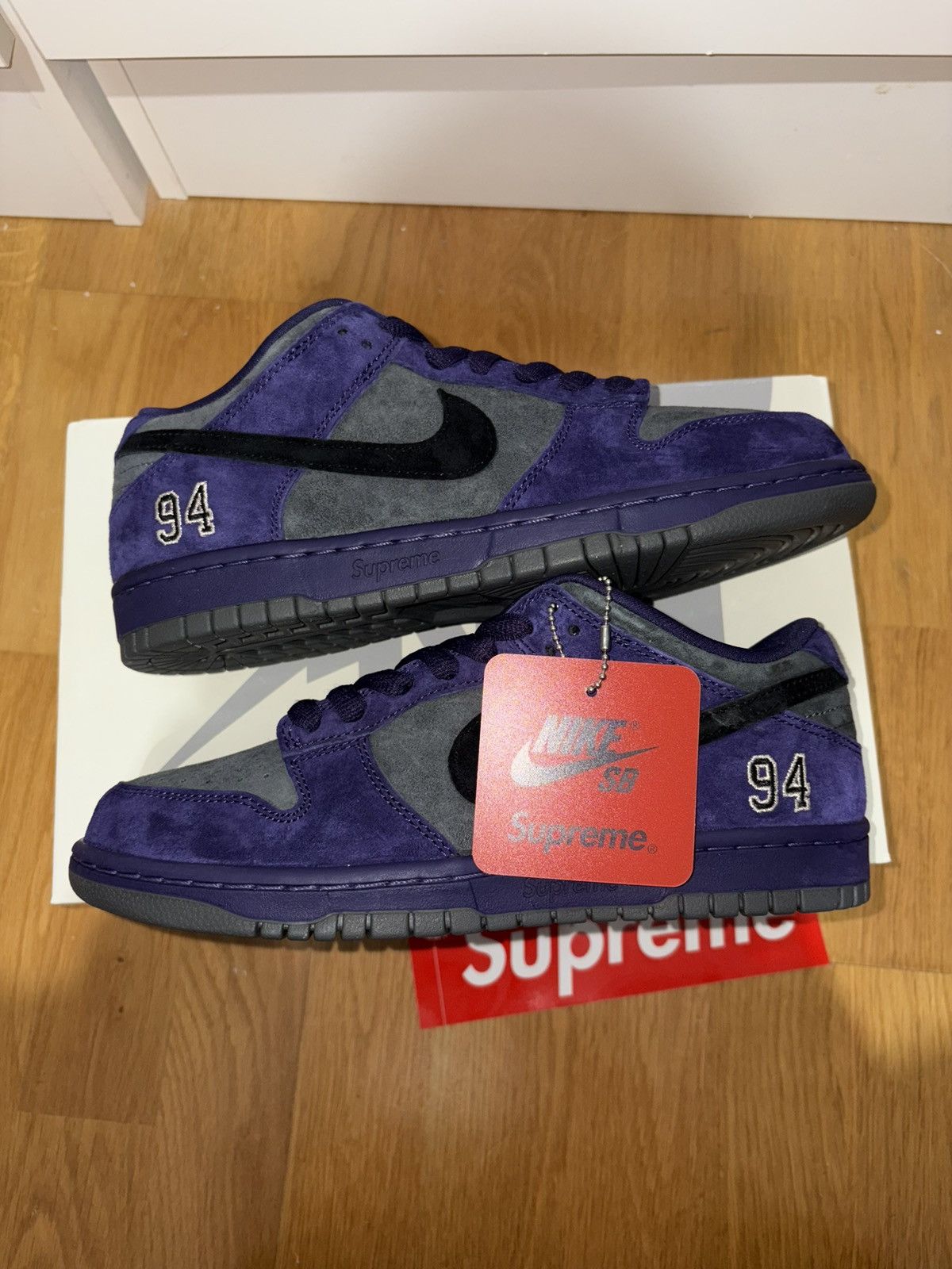 Nike × Supreme Supreme Dunk low EU colorway Size US 8 / EU 41 - 2 Thumbnail