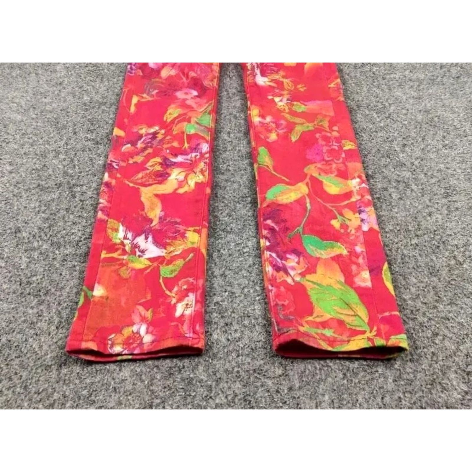Ralph Lauren VINTAGE Ralph Lauren Women Jeans Floral Pattern Denim Blue 28 Skinny Bibless? Belt Loops Logo - wait no Size 28" / US 6 / IT 42 - 5 Thumbnail