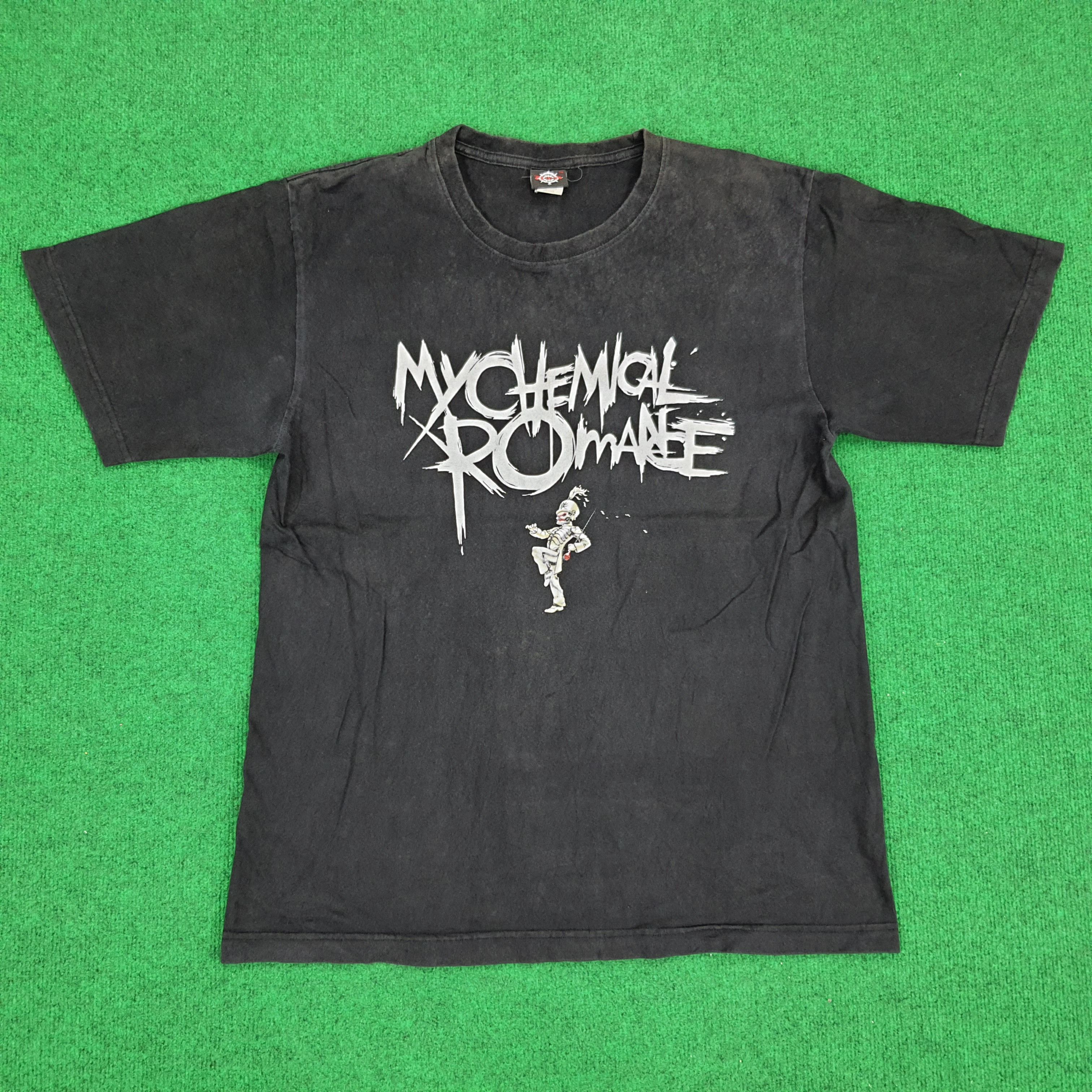 Vintage 90s My Chemical Romance Black Parade Fruit Of The Loom Tag authentic Size L