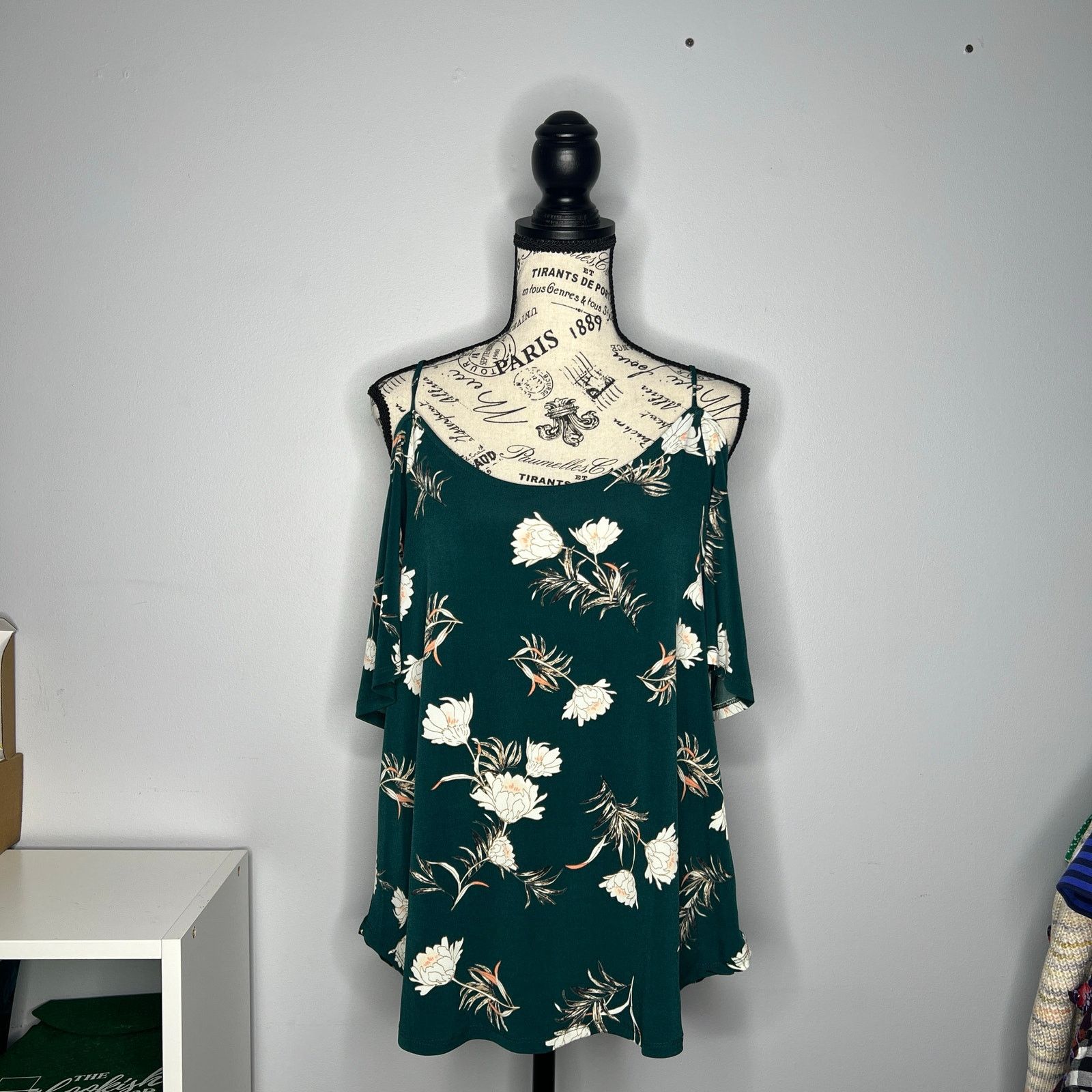 Other Valette Back Detail Knit Tank Top Stitch Fix Cold Shoulder Size L / US 10 / IT 46 - 16 Thumbnail
