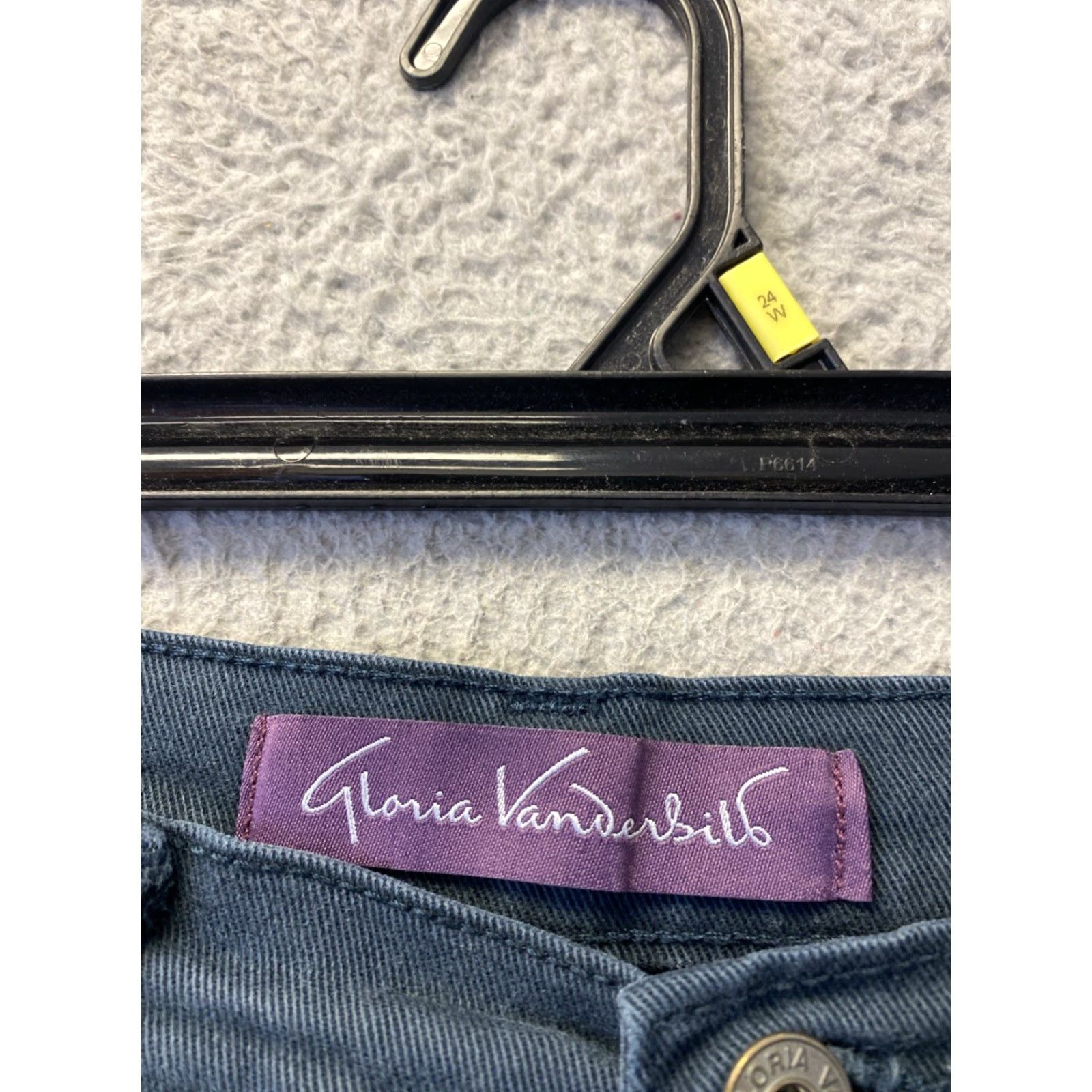 Gloria Vanderbilt Gloria Vanderbilt Jeans Ladies' Size 6 Amanda Denim Dark Green Regular 30in 28in Cotton Spandex Size 28" / US 6 / IT 42 - 4 Thumbnail