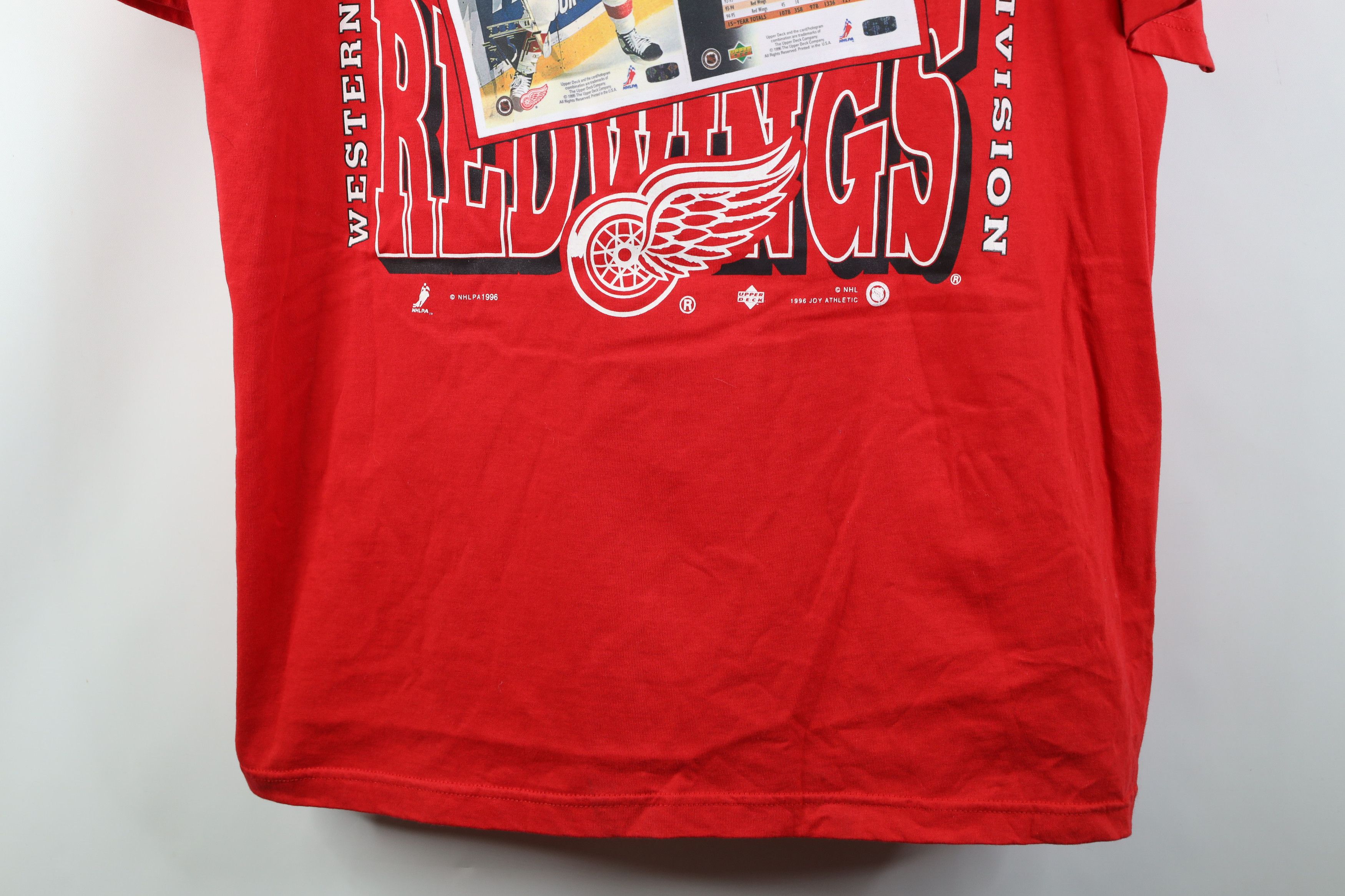 Vintage Deadstock Vintage 90s Detroit Red Wings Hockey T-Shirt Red Size US XL / EU 56 / 4 - 3 Thumbnail
