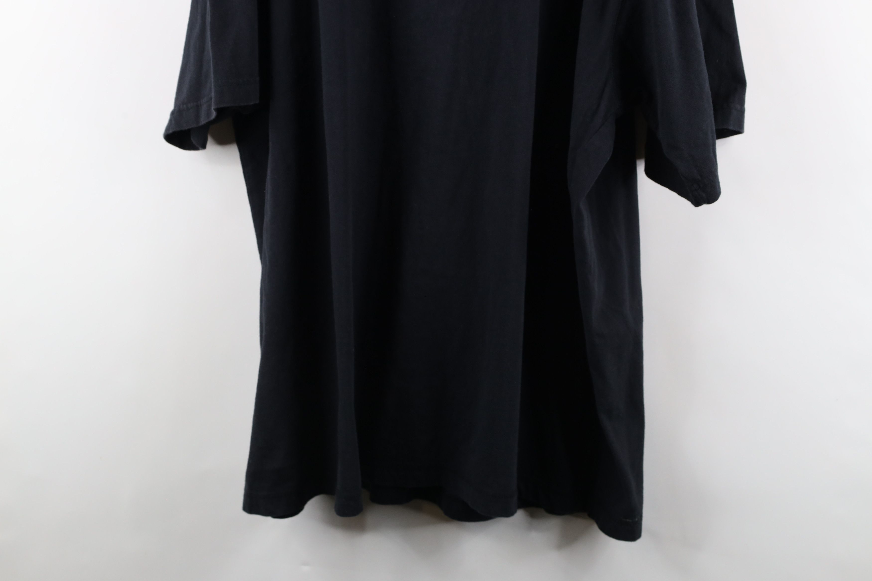 Vintage Vintage 90s Streetwear Heavyweight Short Sleeve T-Shirt Size US XXL / EU 58 / 5 - 8 Thumbnail