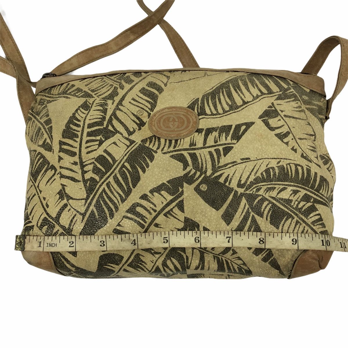 Vintage ‼️YES‼️ AUTHENTIC VINTAGE GUCCI TAN LEAF PRINT SHOULDER BAG Size ONE SIZE - 12 Thumbnail