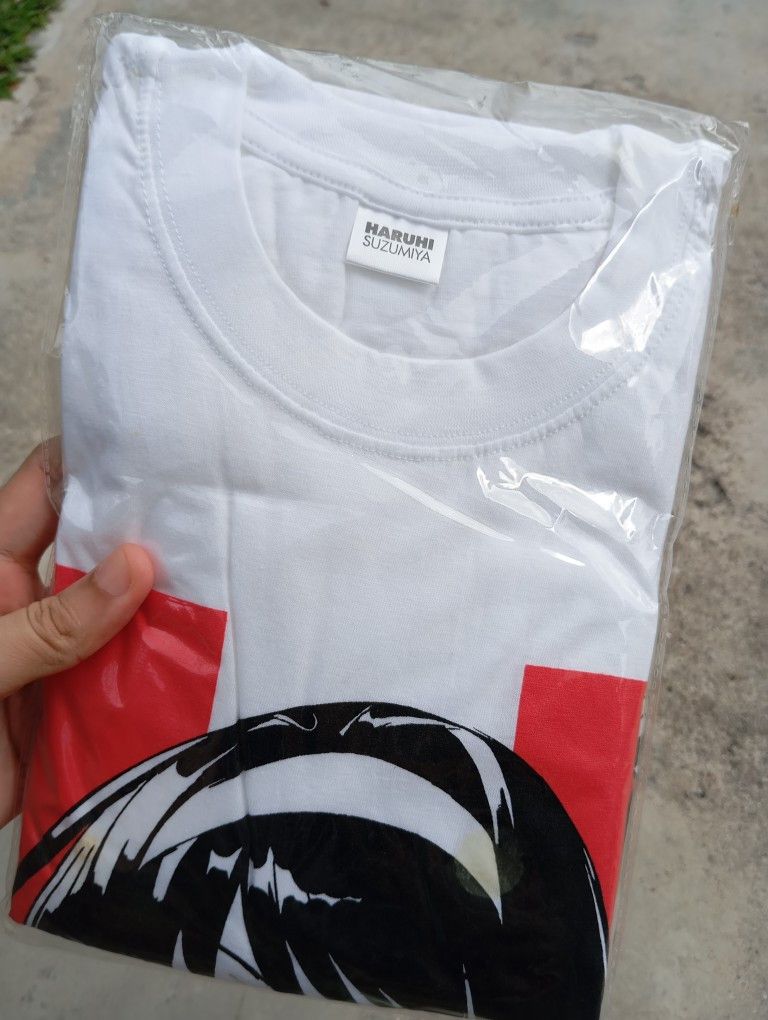 Japanese Brand VTG 2007 Haruhi Suzumiya 😍 Anime Tshirt promo 🎌 y2k 2000s Size US M / EU 48-50 / 2 - 3 Thumbnail