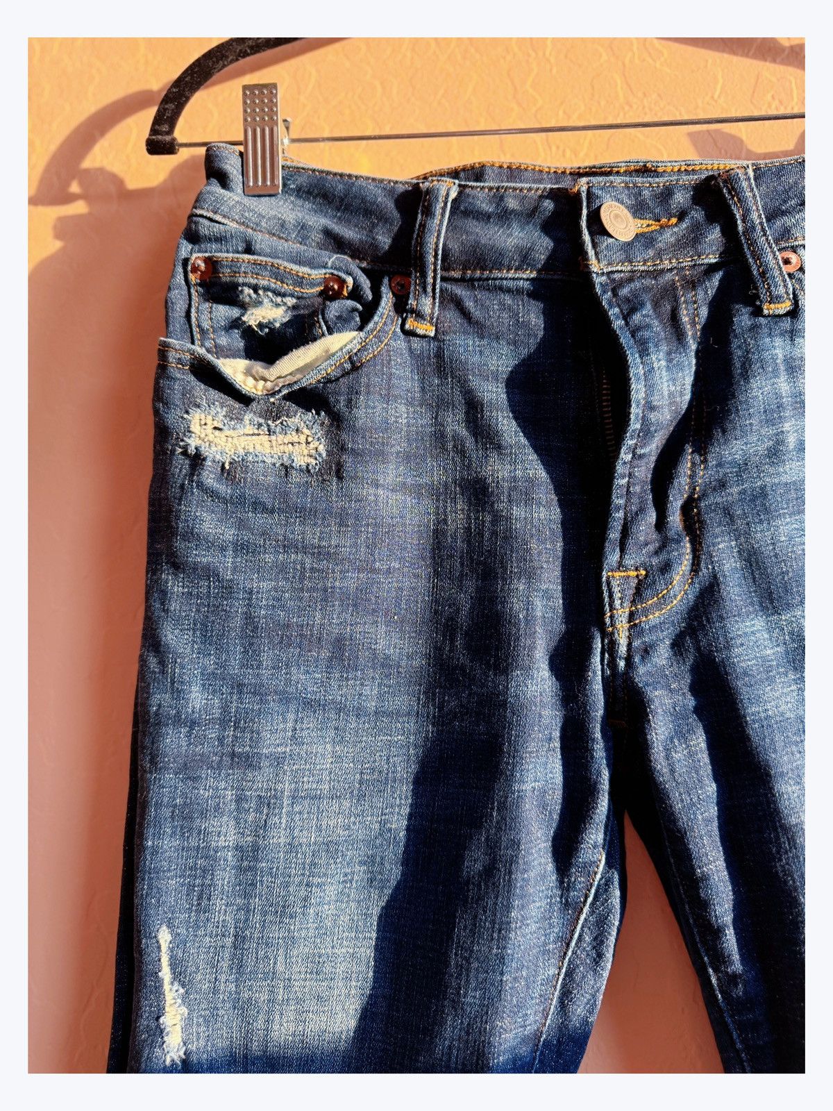 American Eagle Outfitters American Eagle Distressed Jeans - 30x32 Size US 30 / EU 46 - 2 Thumbnail