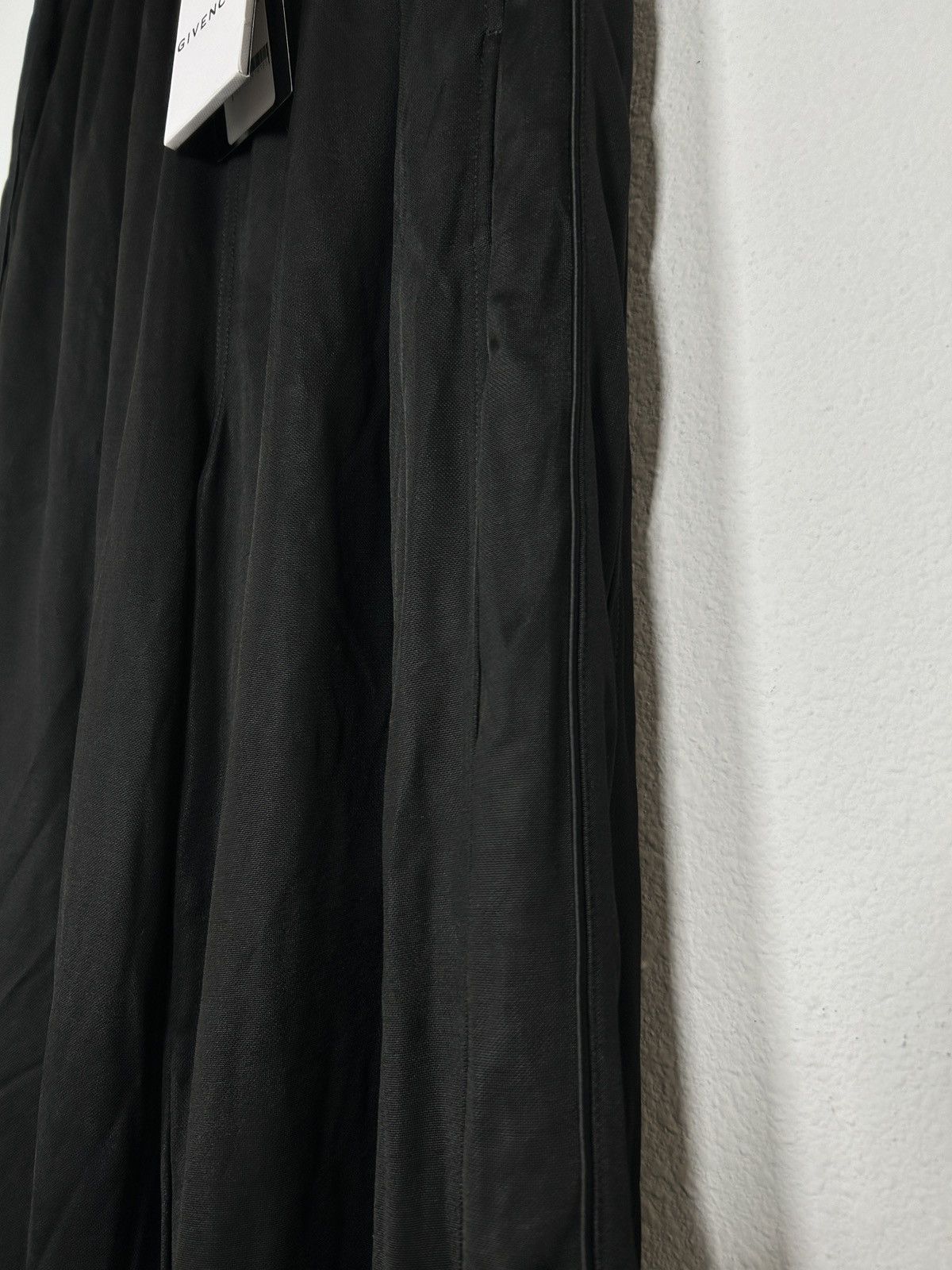Givenchy SS23 Oversized Drape Jersey Sweatpants Size US 32 / EU 48 - 3 Thumbnail