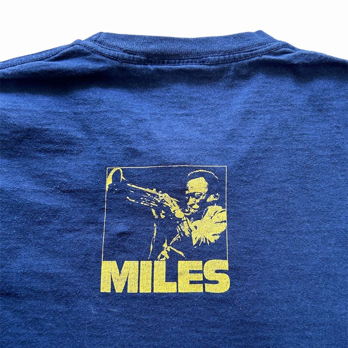 Band Tees × Vintage × Zion Rootswear Vintage 2002 Miles Davis Zion Rootswear t-shirt Size US M / EU 48-50 / 2 - 6 Thumbnail