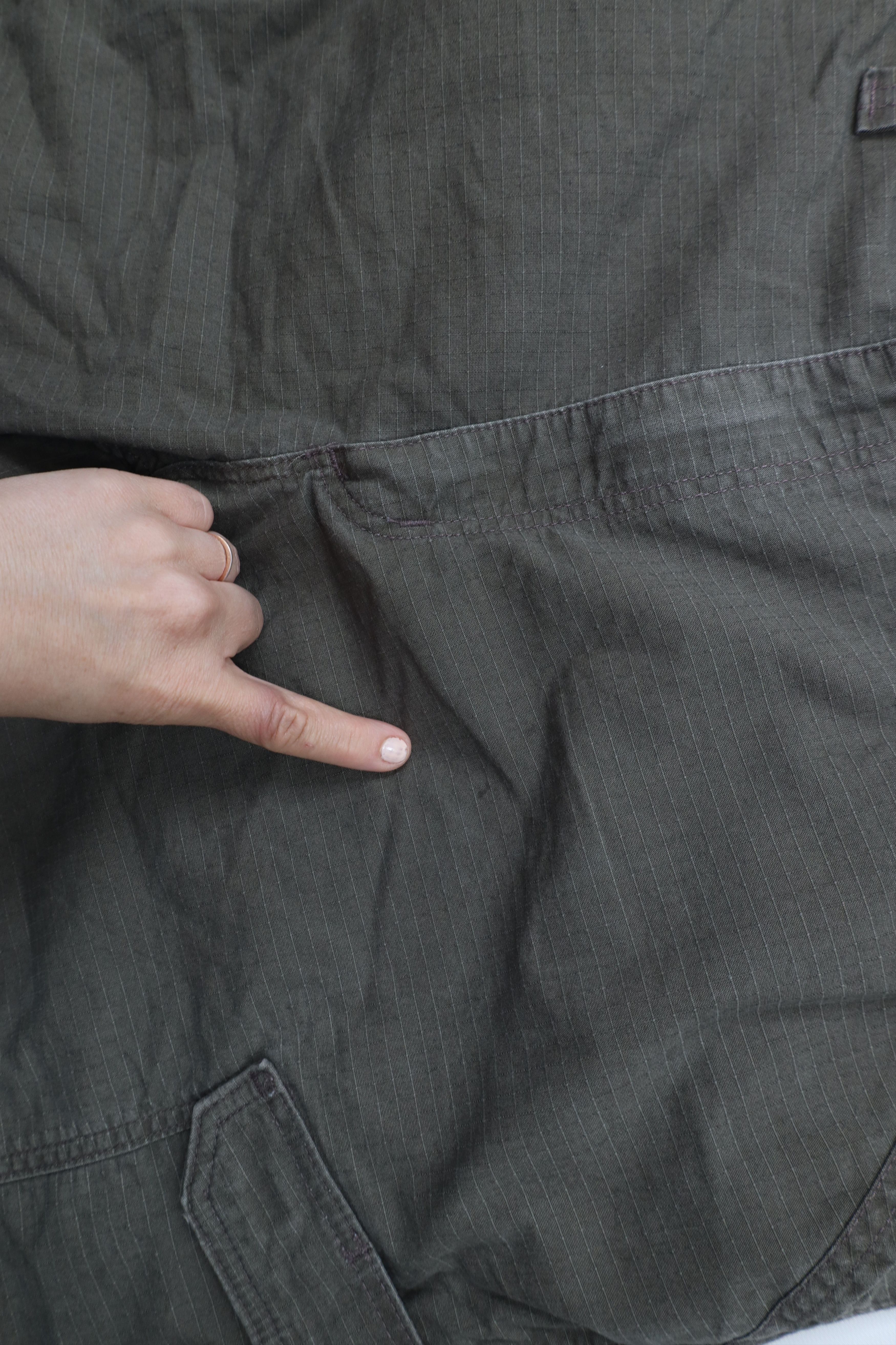 Carhartt × Vintage Vintage Y2K Carhartt Relaxed Fit Ripstop Cargo Shorts Green Size US 44 / EU 60 - 5 Thumbnail
