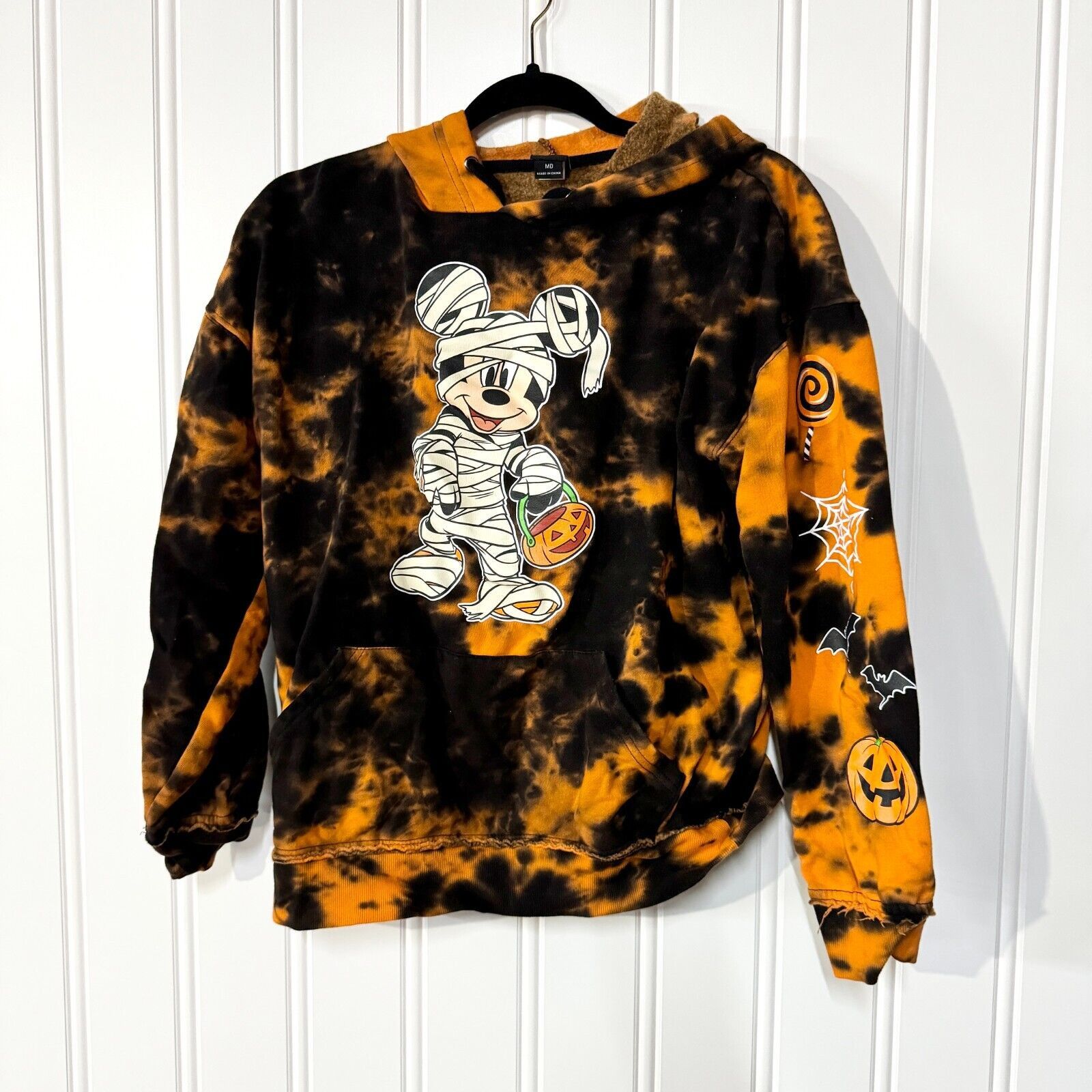 Disney OUR UNIVERSE X DISNEY Sweater M Halloween MickeyMouse TieDye Size US M / EU 48-50 / 2 - 1 Thumbnail