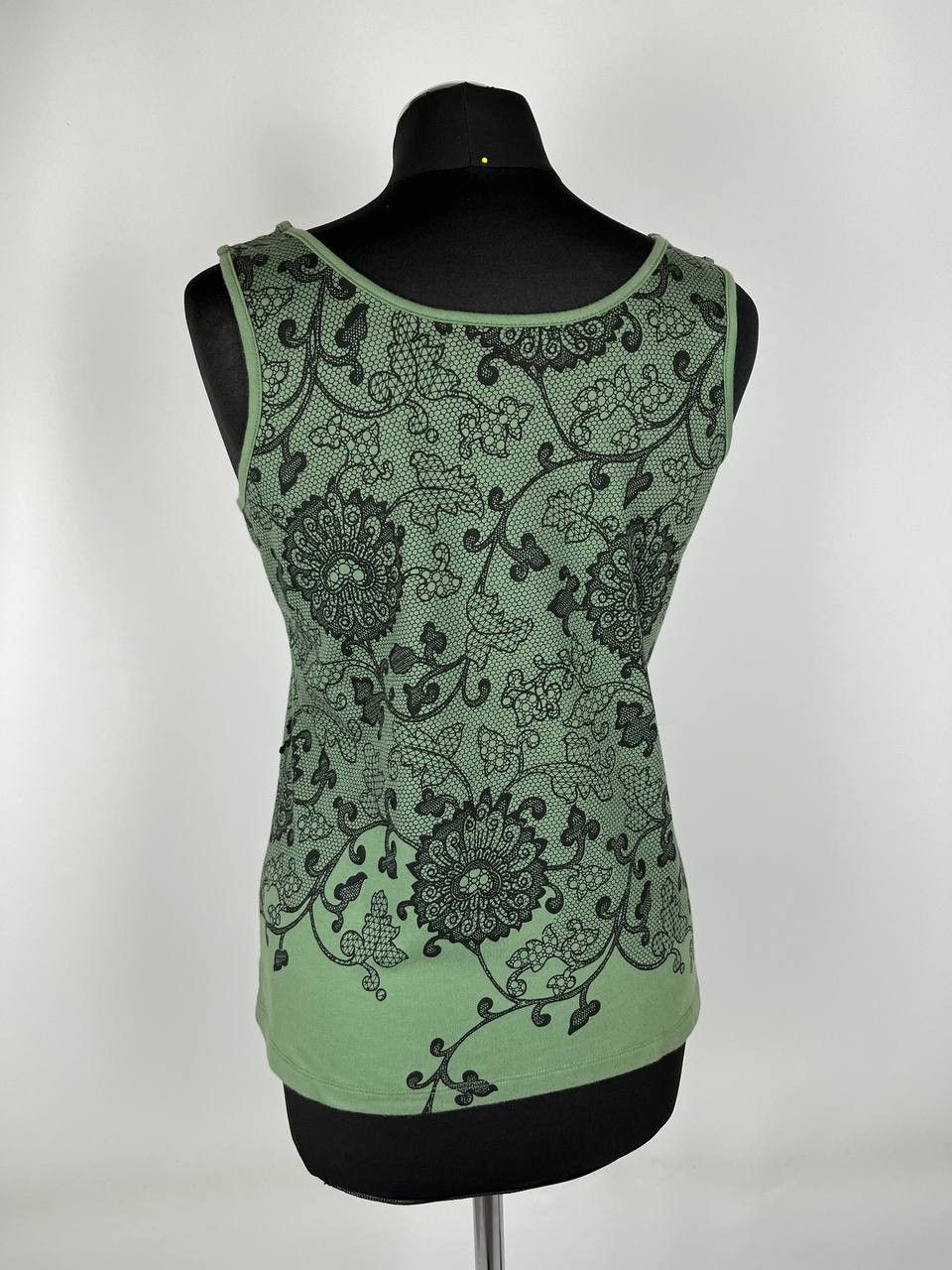 Shanghai Tang Shanghai Tang Green Floral Print Tank Top Size L Size L / US 10 / IT 46 - 3 Thumbnail