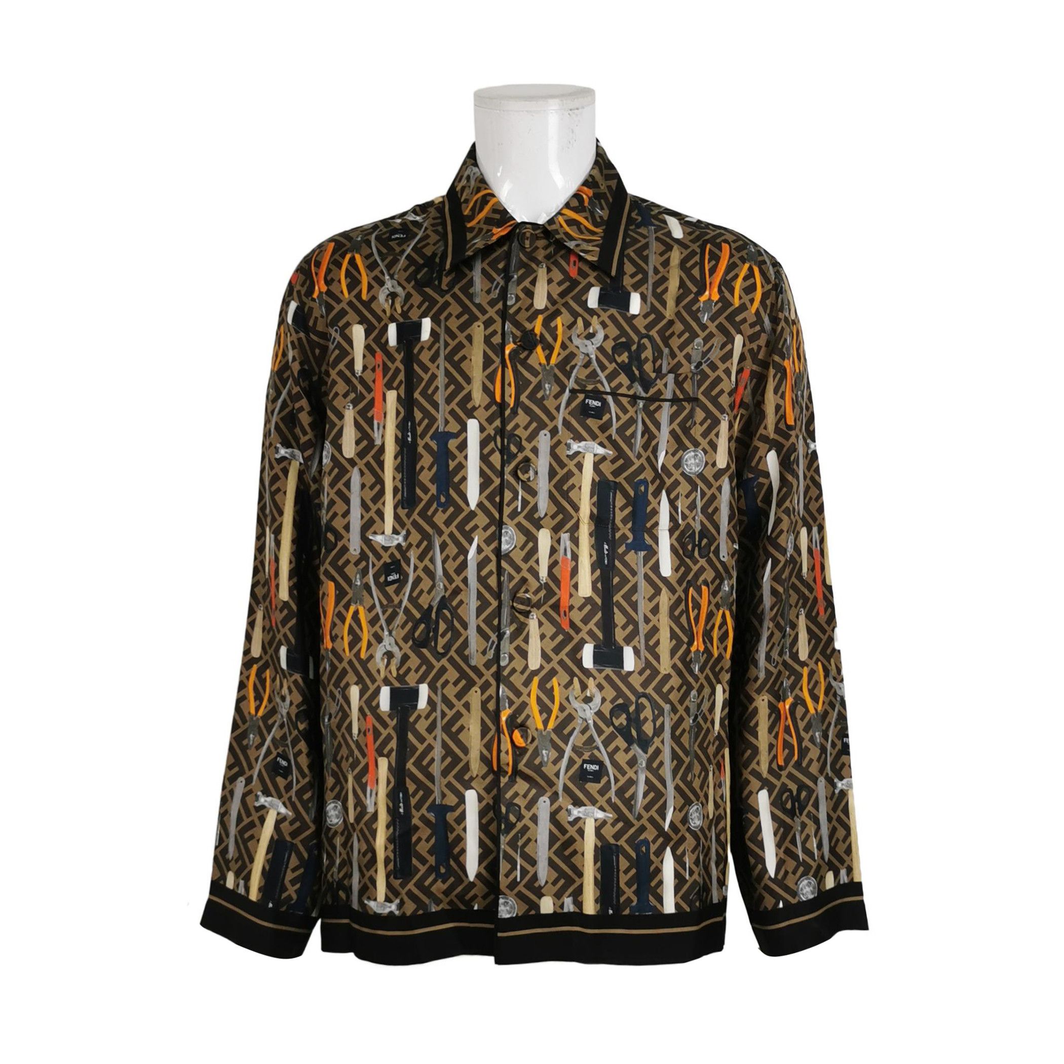 Fendi Fendi Men xl Button Ups Size US XL / EU 56 / 4 - 1 Thumbnail