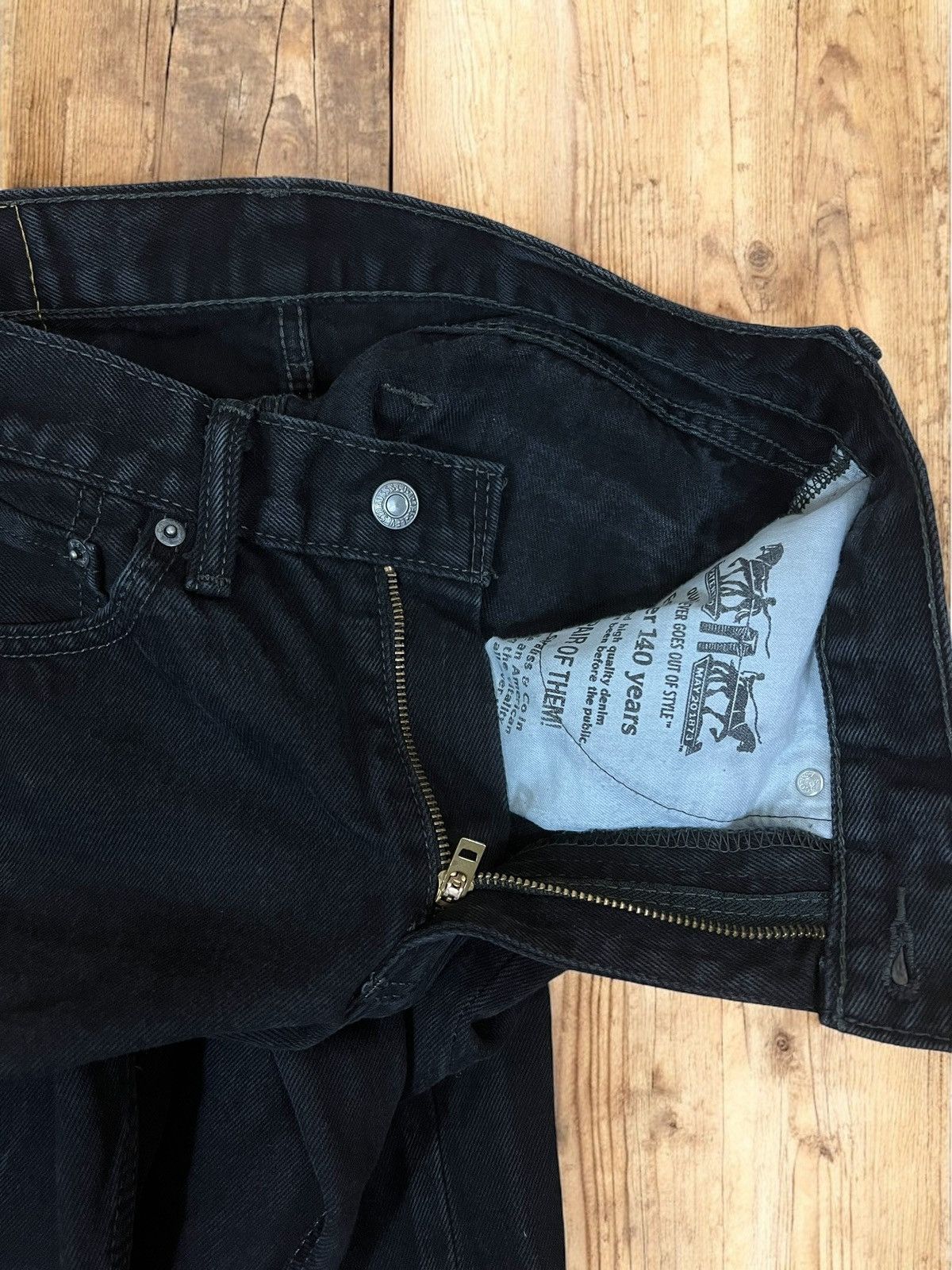 Levi's Levi’s 505 black straight jeans size W30 L32 Size US 30 / EU 46 - 5 Thumbnail