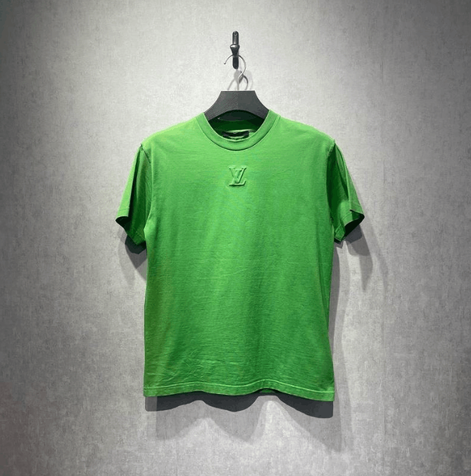 Louis Vuitton Louis Vuitton short-sleeve T-shirt s0eu Size US S / EU 44-46 / 1 - 1 Thumbnail