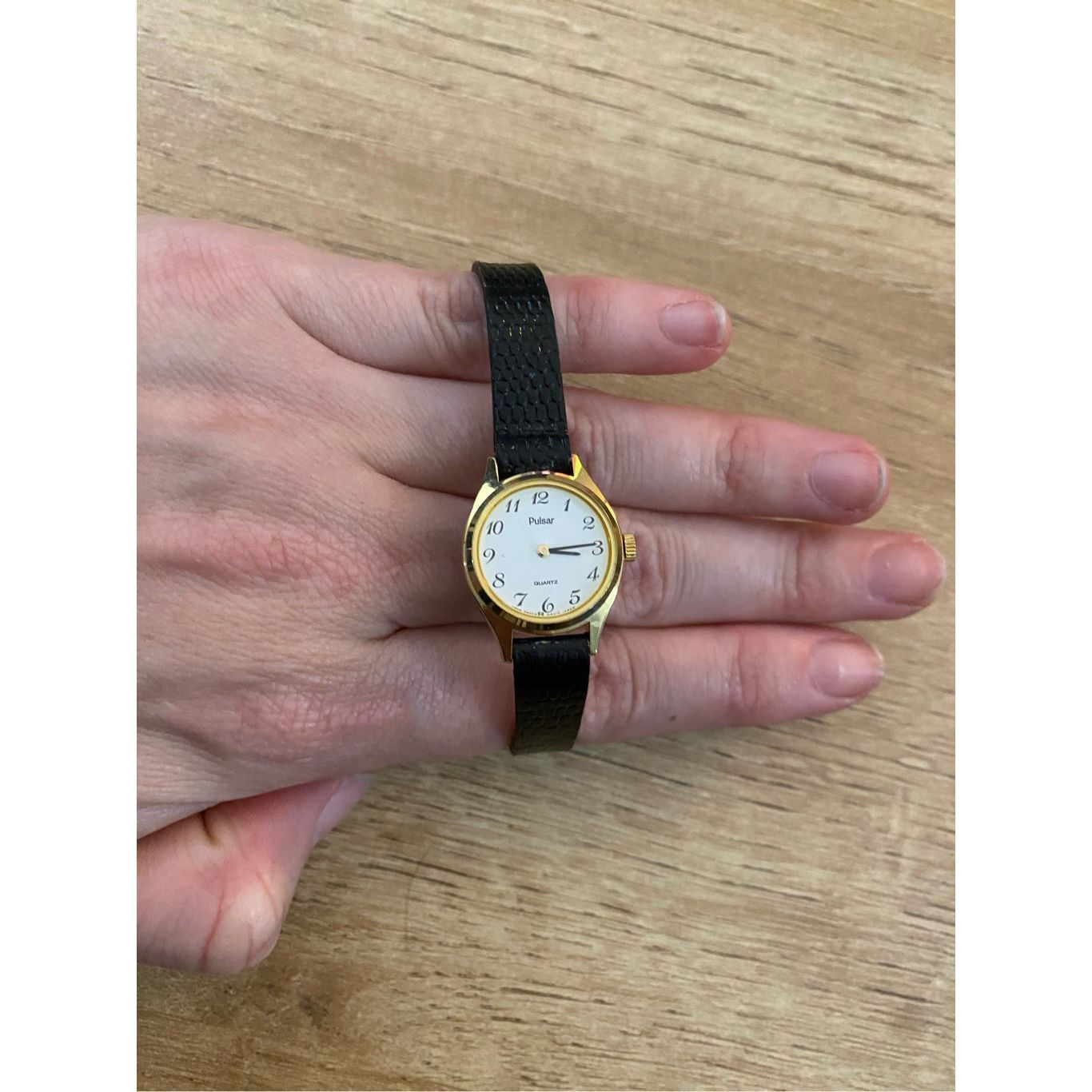 Pulsar Pulsar Round Gold Tone Black Leather Bracelet Watch Size ONE SIZE - 1 Thumbnail