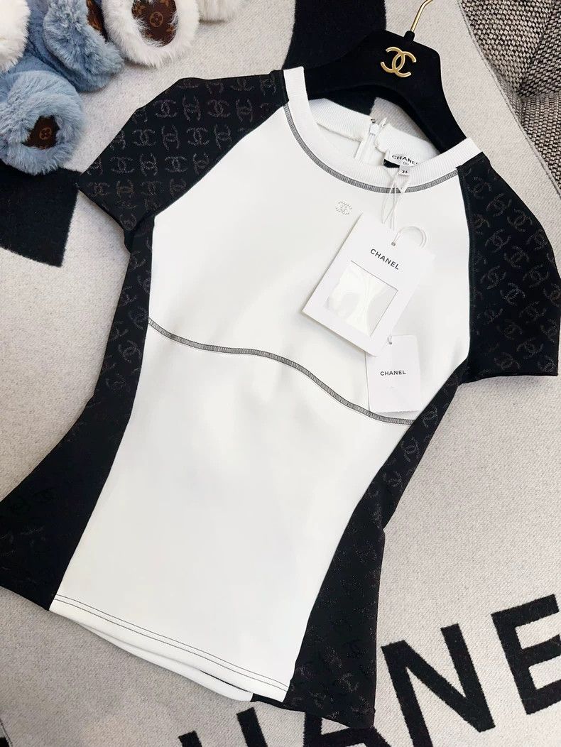 Chanel Chanel 24C early spring vacation black and white dark patt Size XXS / US 00 / IT 34 - 2 Thumbnail