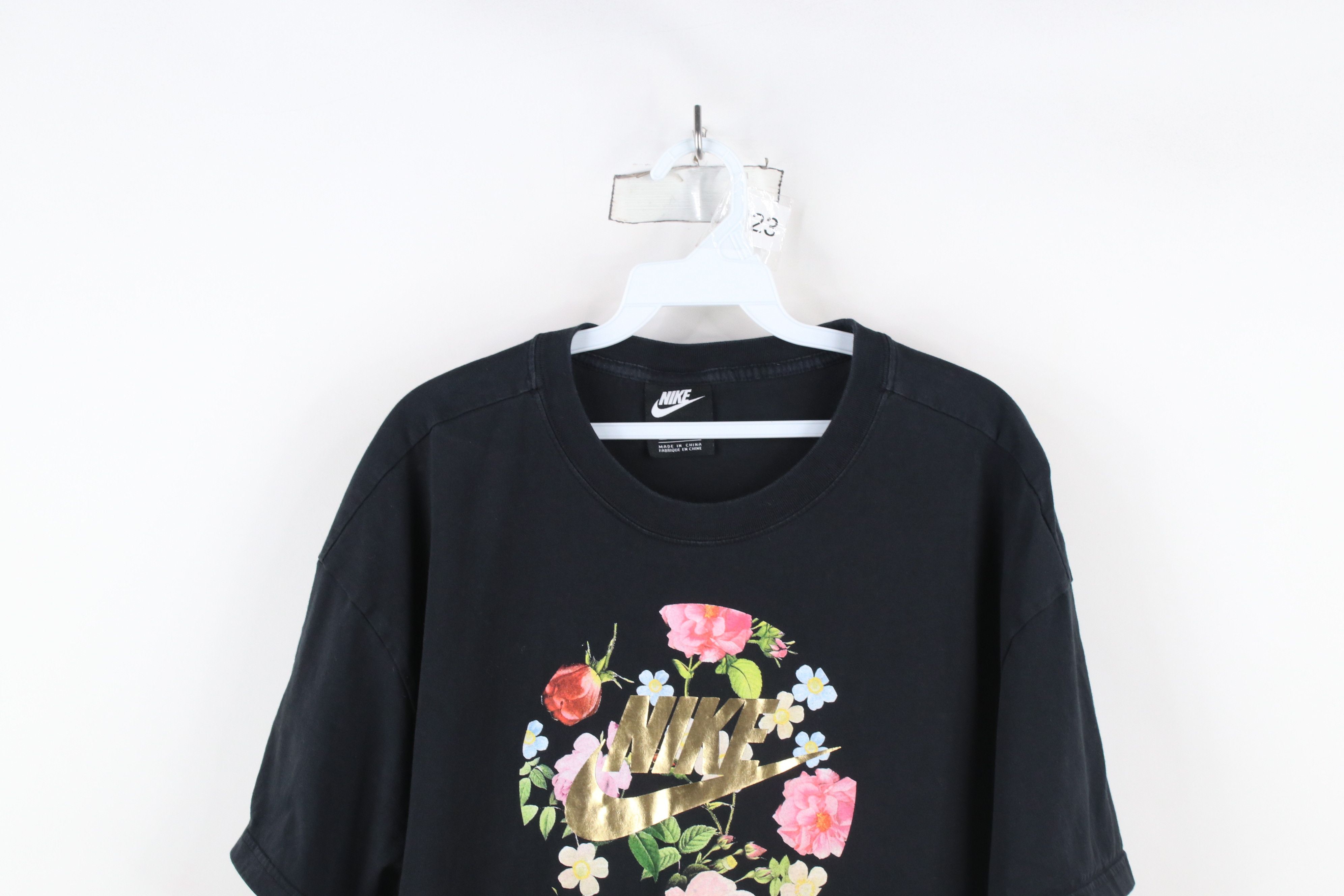 Nike × Vintage Nike Spell Out Big Logo Floral Flower Short Sleeve T-Shirt Size US S / EU 44-46 / 1 - 2 Thumbnail