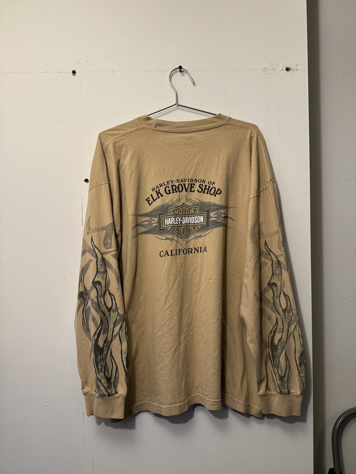 Harley Davidson VINTAGE Y2K HARLEY FLAMES TAN LONGSLEEVE SHIRT CALIFORNIA XL Size US XL / EU 56 / 4 - 2 Thumbnail