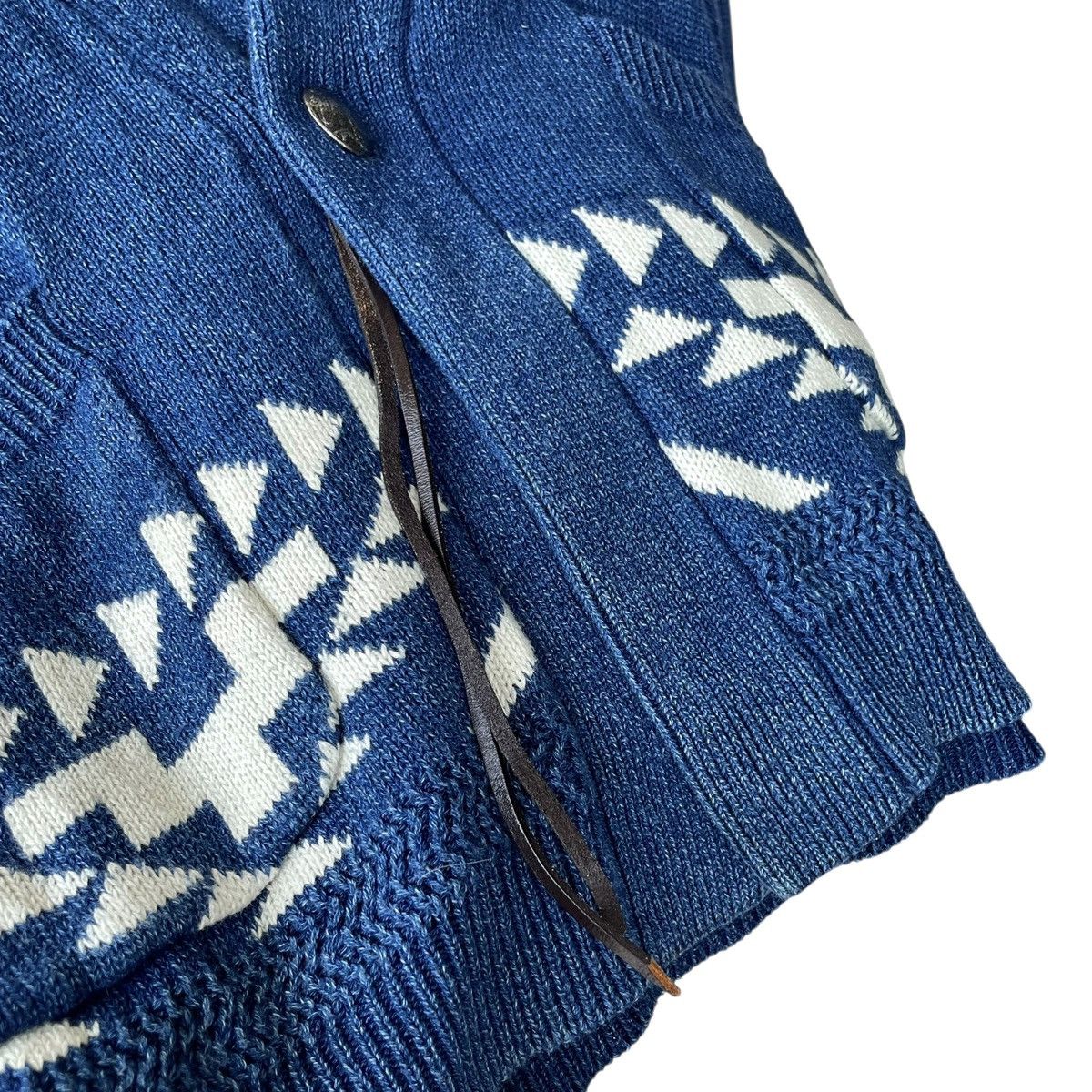 URBAN RESEARCH DOORS Urban Research Japan Native American Navajo Cardigan Size US L / EU 52-54 / 3 - 5 Thumbnail