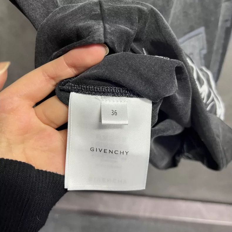 Givenchy Givenchy Size34 Grey Logo Print Reversible Hem Short Skirt Size XXL / US 16-18 / IT 52-54 - 5 Thumbnail