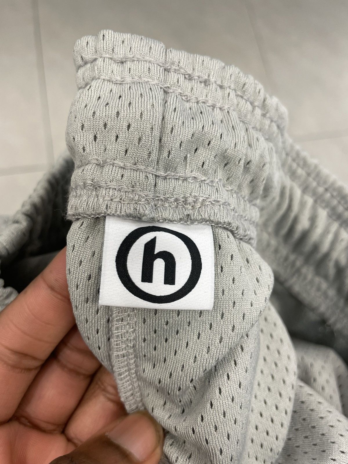HIDDEN Hidden Grey Mesh Shorts Size US 36 / EU 52 - 3 Thumbnail