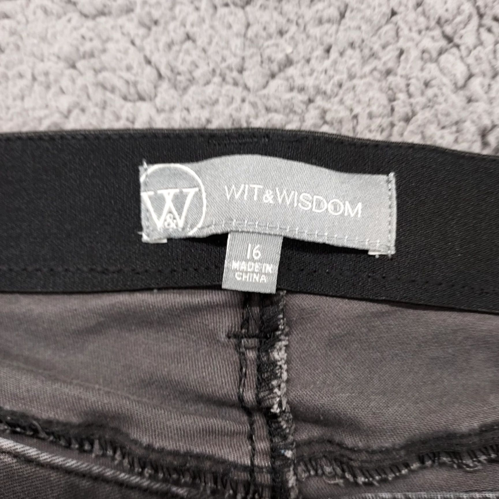 Vintage Wit & Wisdom Pants Jegging Gray Camouflage Denim 16 Womens Skinny Regular Jeans 90s Theme Casual Workwear Size 38" / US 16 / IT 52 - 7 Thumbnail