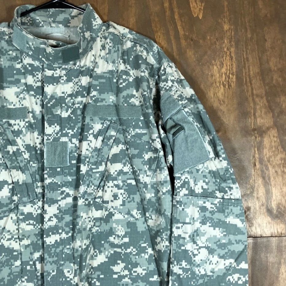 Vintage VINTAGE Army Military Combat Coat Mens Jacket Camouflage Digicam XL XLong Green Mens Size US XL / EU 56 / 4 - 5 Thumbnail