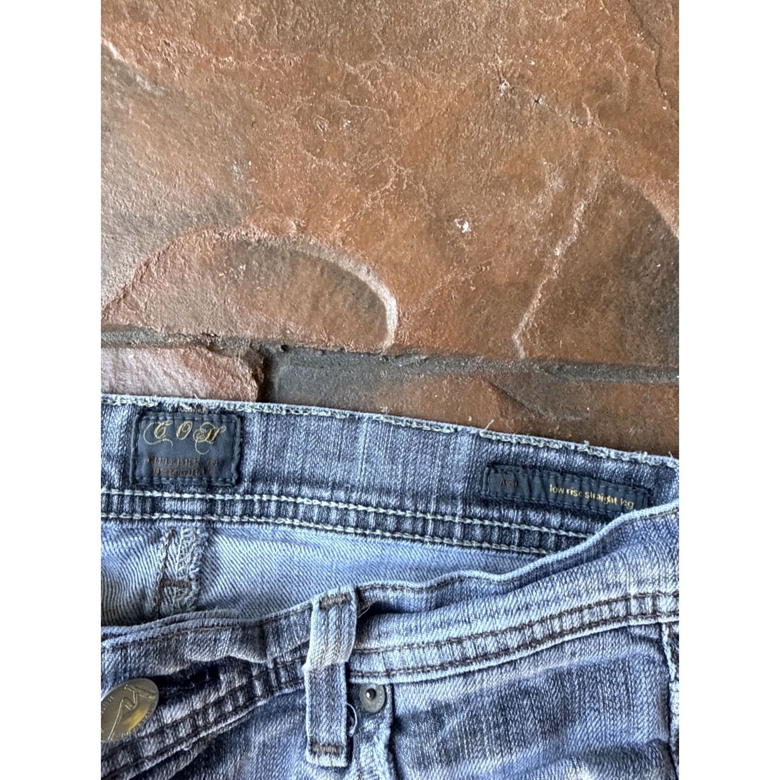 Citizens Of Humanity Citizens of Humanity Jeans Women Low Rise Straight Distressed 26 28.5in Gray Denim Slim Regular Zip Button Pockets Bohemian 90s Style Size 26" / US 2 / IT 38 - 2 Thumbnail