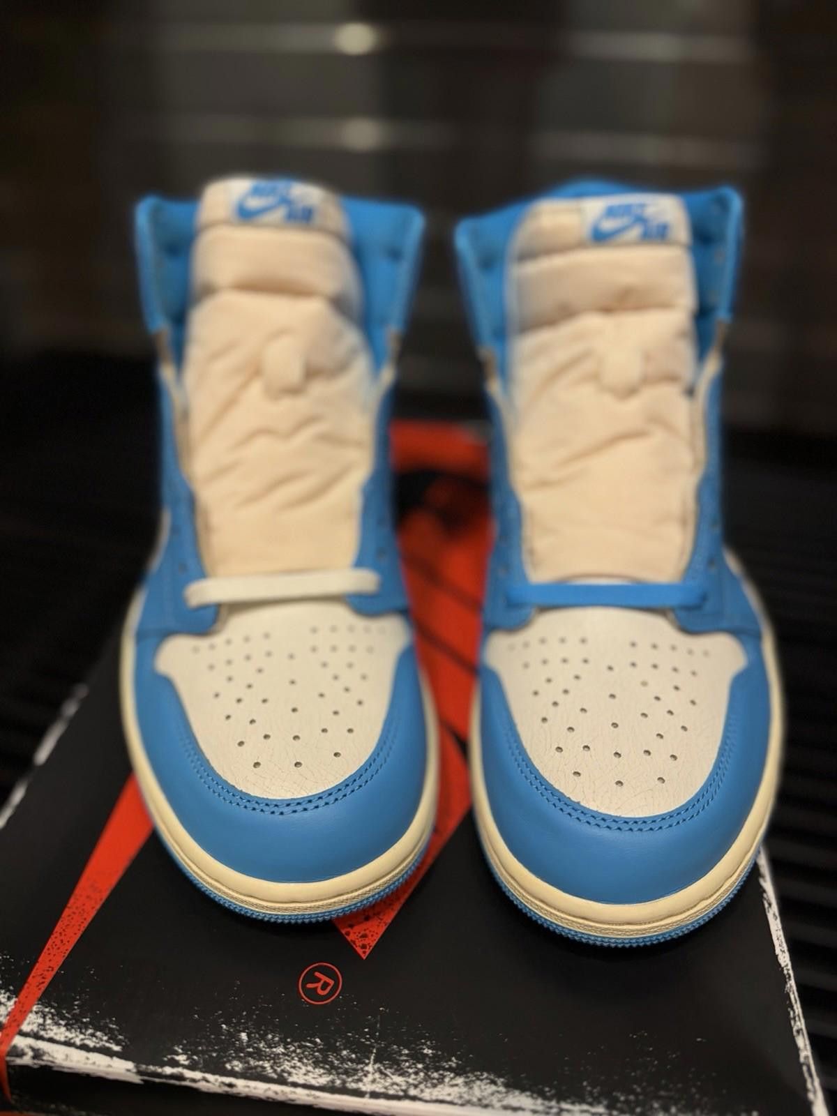 Jordan Brand Mens Size 11 Nike Air Jordan 1 Retro High UNC Reimagined Size US 11 / EU 44 - 8 Thumbnail