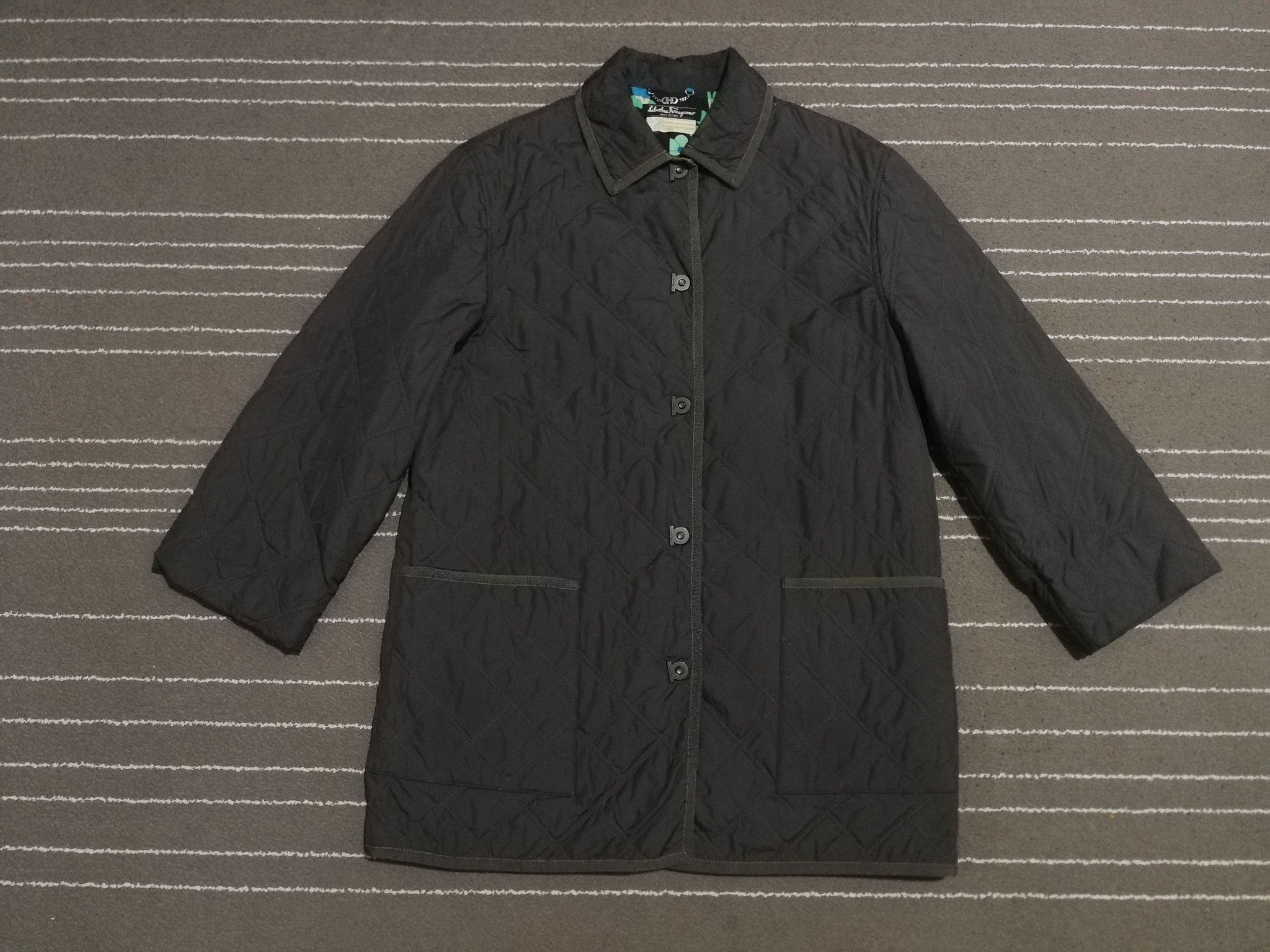 Salvatore Ferragamo × Vintage Salvatore Ferragamo long jacket green army woman M 2068 Size M / US 6-8 / IT 42-44 - 1 Thumbnail