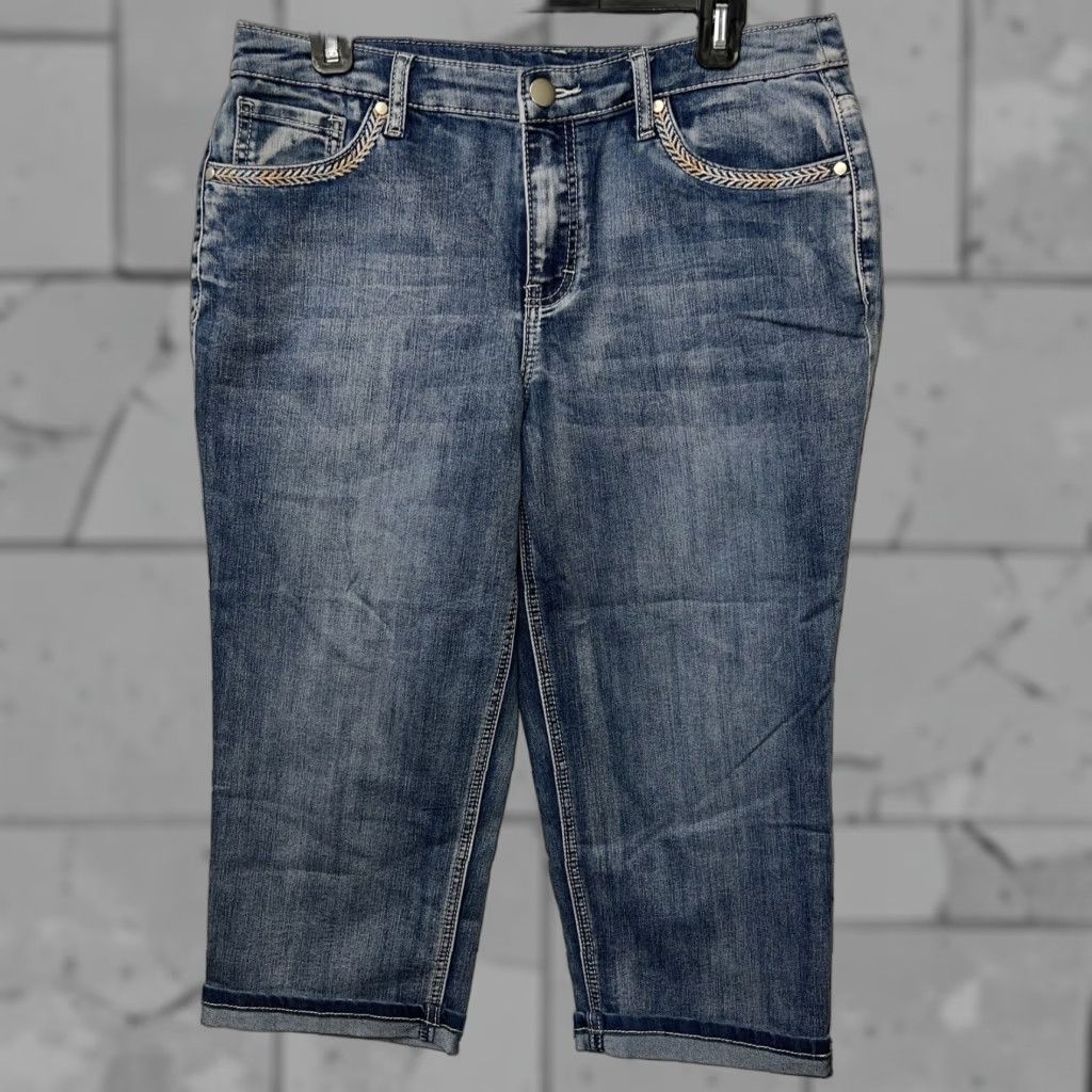 Vintage Christopher Banks Capri Jeans Womens NWT Size 10 20” Inseam Blue Size 32" / US 10 / IT 46 - 1 Thumbnail