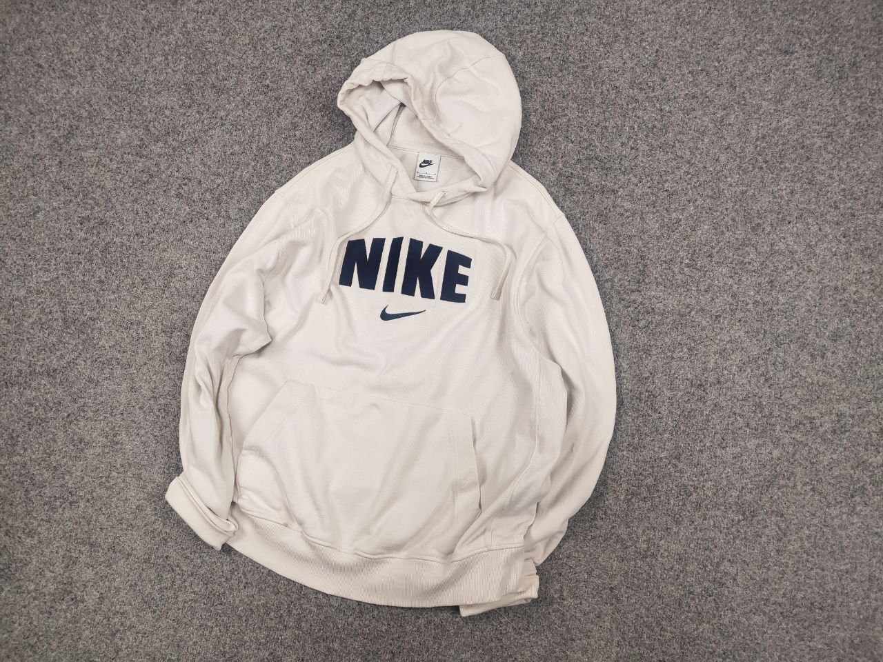 Nike Nike Vintage embroidered big center swoosh logo Beige Hoodie Size US M / EU 48-50 / 2 - 4 Thumbnail