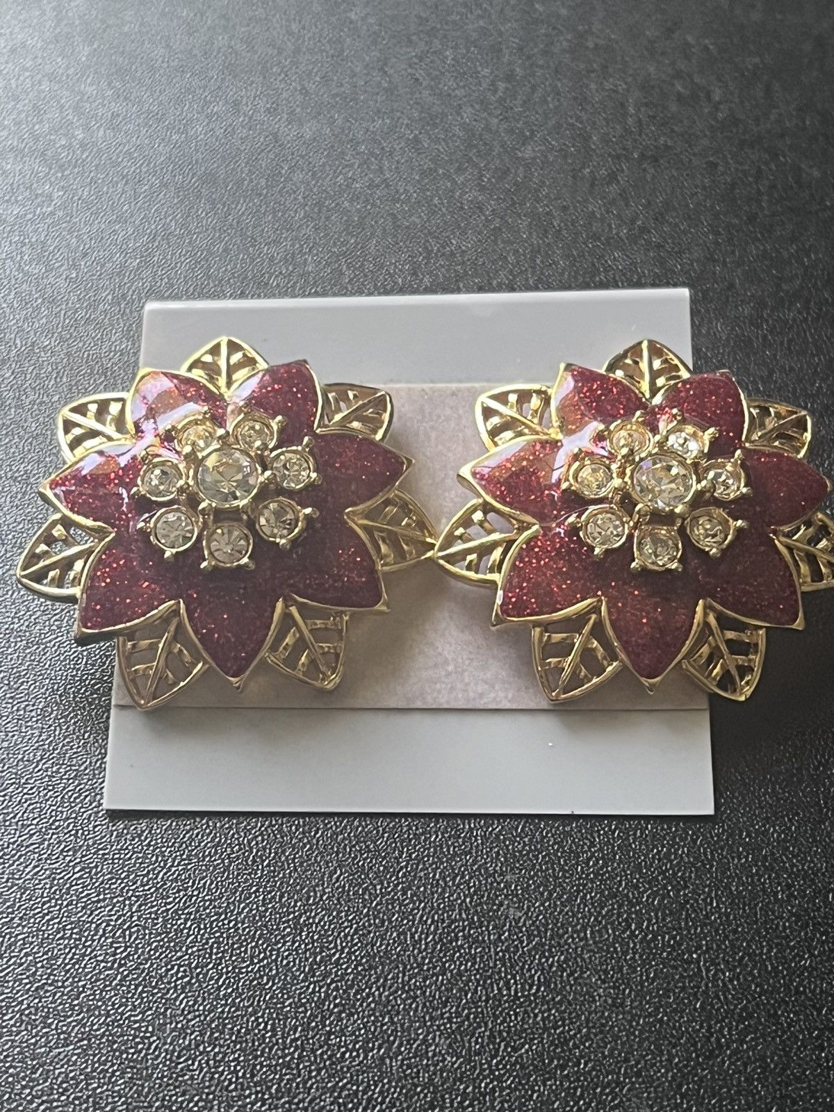 Other Vtg 1992 Avon Festive Sparkle Poinsettia Earrings Red Enamel Size ONE SIZE - 1 Thumbnail
