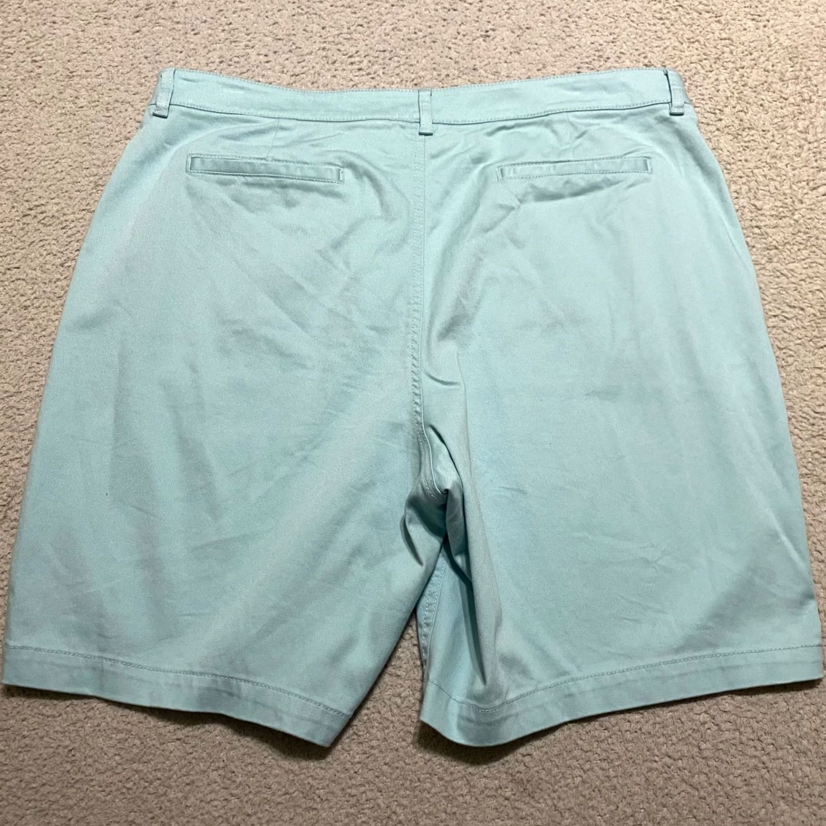 Vintage L.L. Bean Womens Shorts 18 Plus Blue Chino Inseam 9" Pockets Casual Outdoor 9 in Inseam High Rise Button Zipper Slim Size 40" / US 18 - 2 Thumbnail
