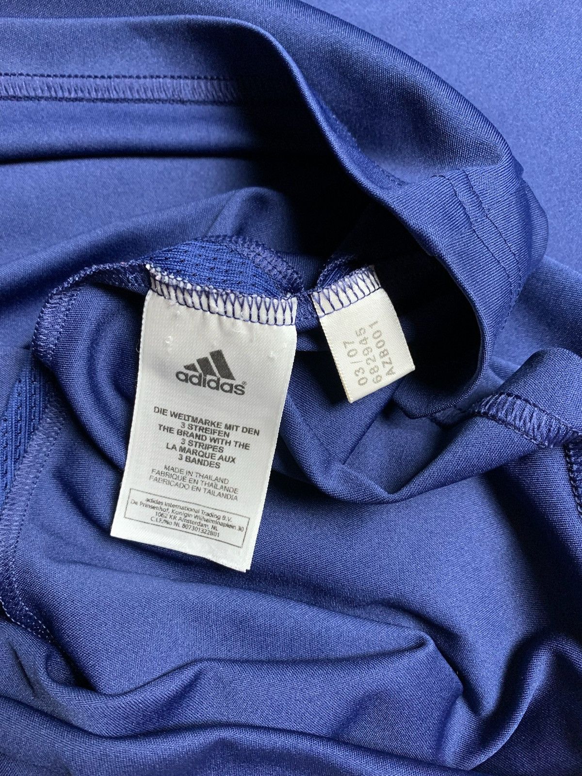 Adidas × Vintage Vintage adidas soccer jersey Red Bull Salzburg size XL navy Size US XL / EU 56 / 4 - 5 Thumbnail