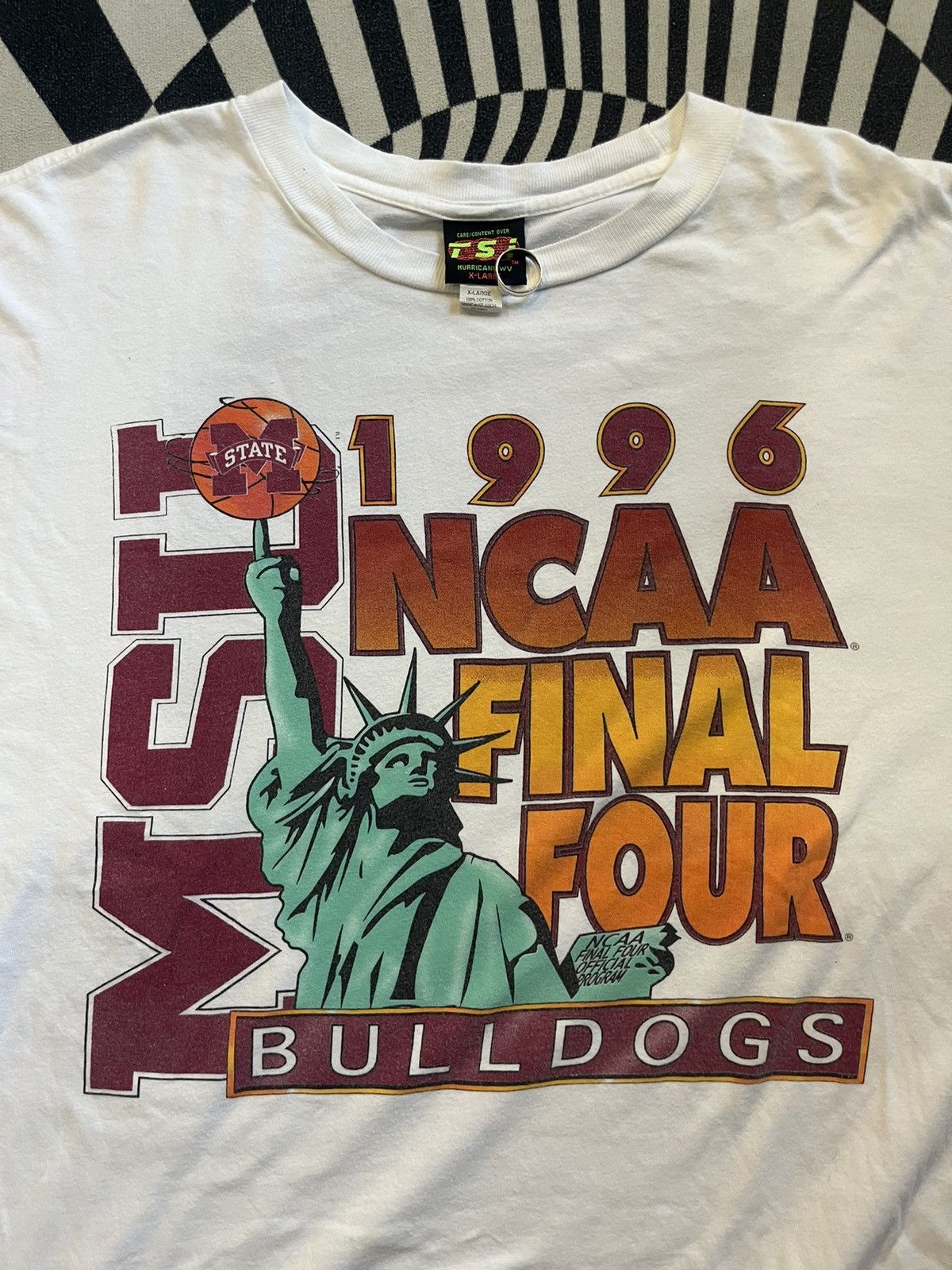 NCAA Vintage MSU Bulldogs NCAA FINAL FOUR 1996’s Tshirt Size US XL / EU 56 / 4 - 5 Thumbnail