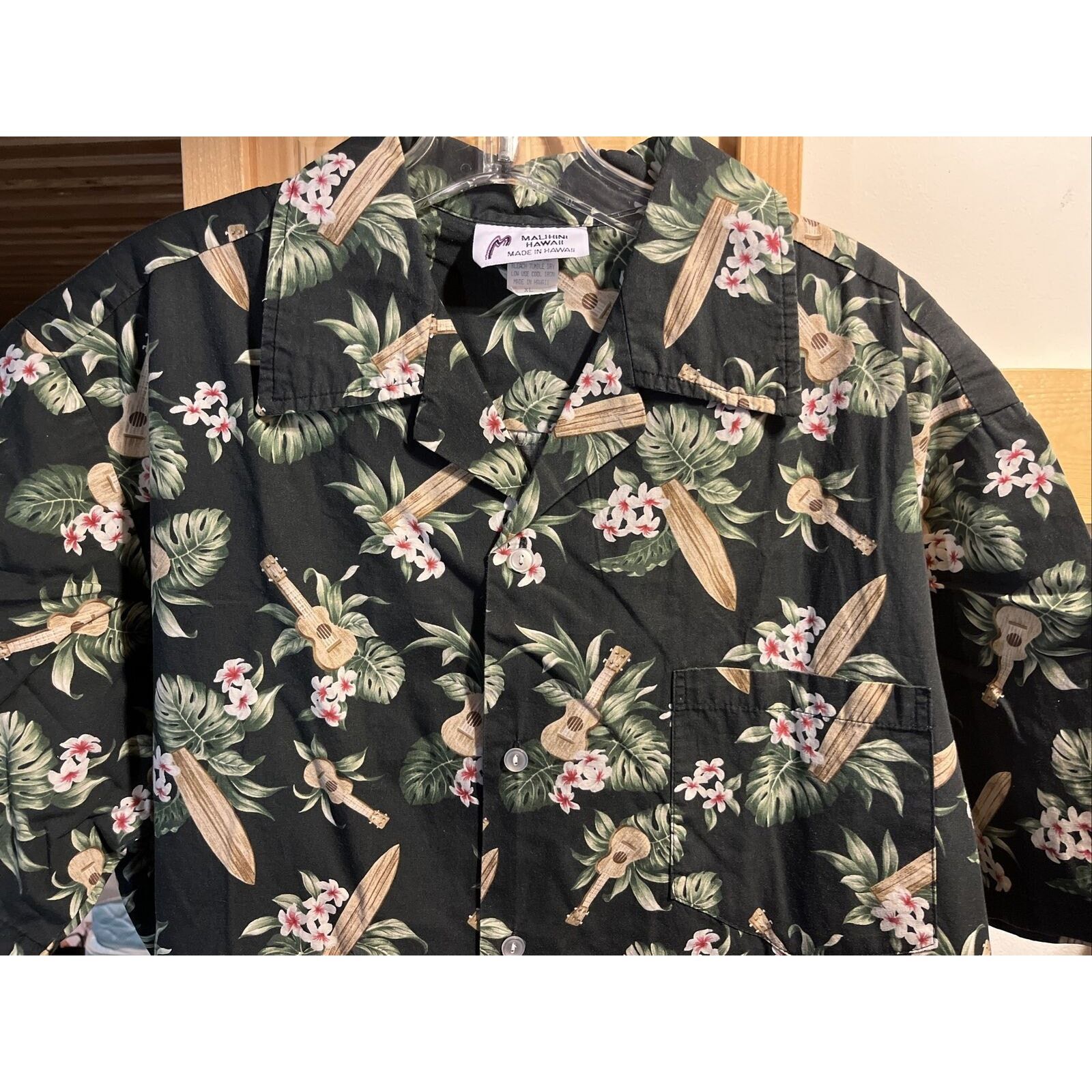 Other Malihini Vintage Men’s XL Black Floral Cotton Hawaiian Shirt Size US XL / EU 56 / 4 - 2 Thumbnail